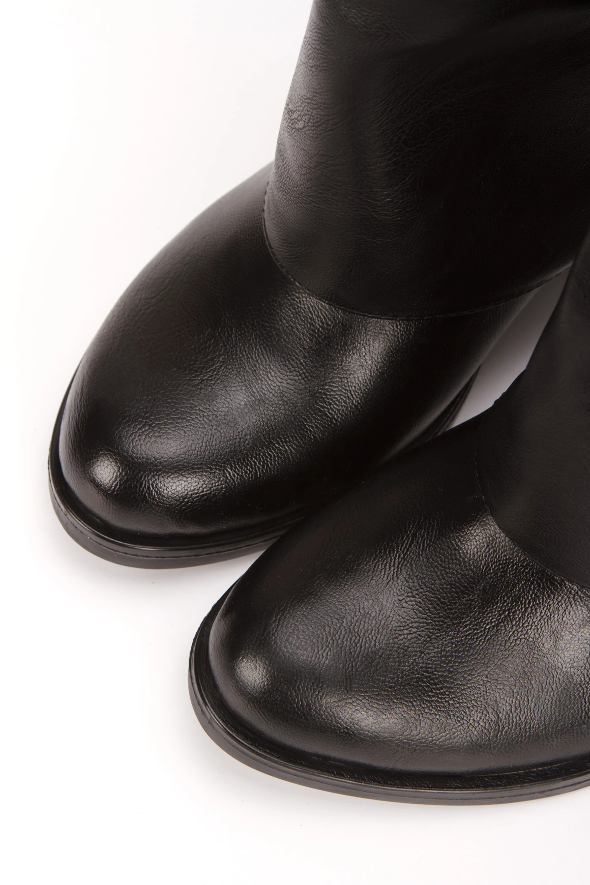 Betty kadın yuvarlak burun uzun bot