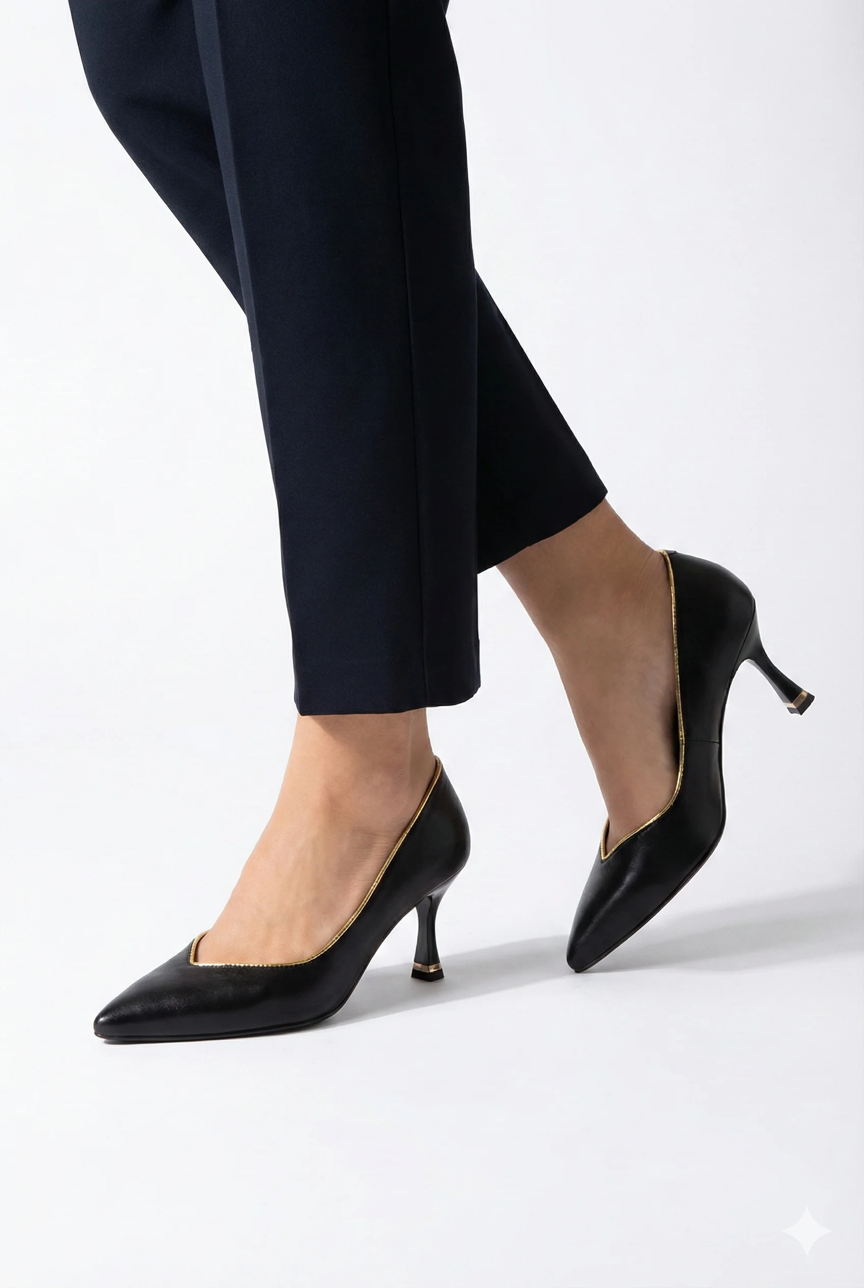 ALİZA Kadın Altın Ökçe Şık Topuklu Ayakkabı