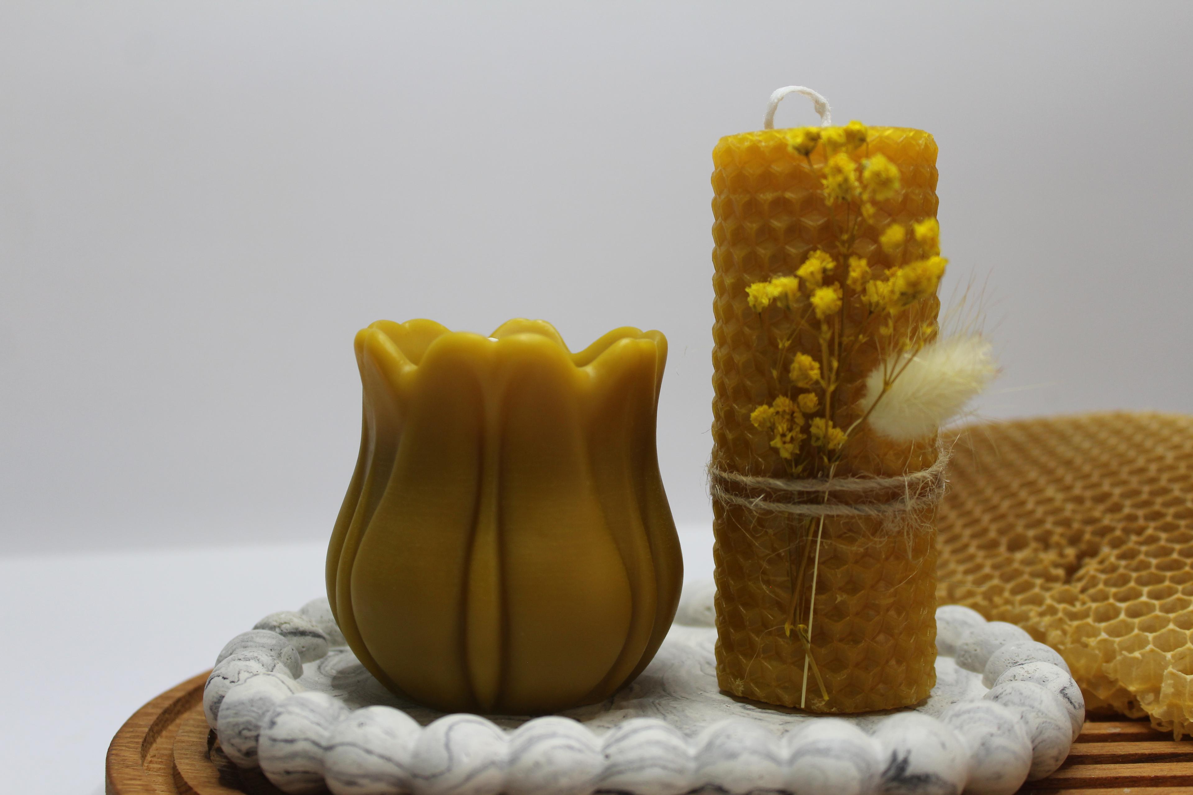 APICRAFT BEESWAX CANDLE TULIP ROSE + HONEYCOMB WRAP CANDLE + BUBBLE DECORATIVE PLATE