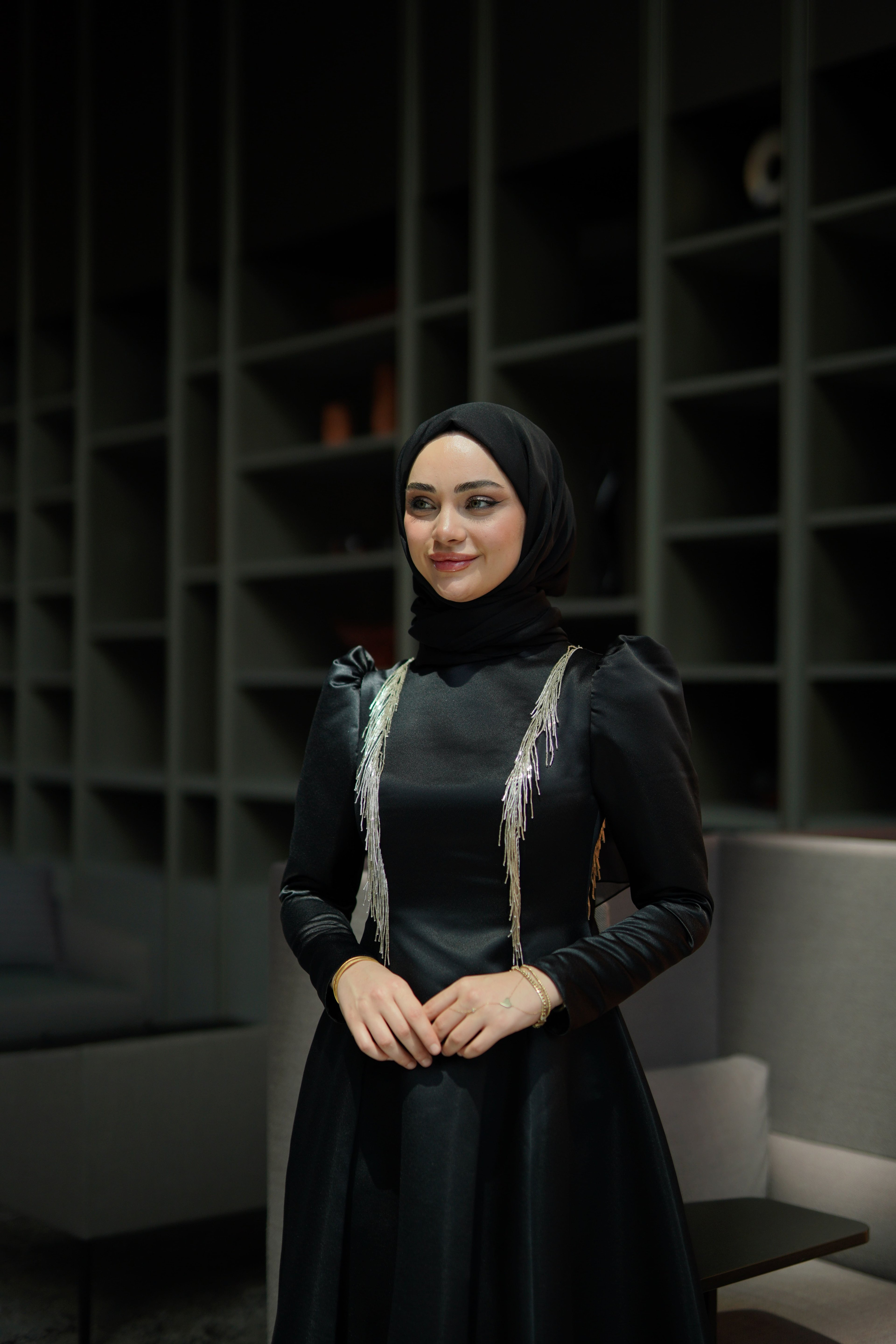 Bianna Abiye - Siyah- Beyaz Püsküllü