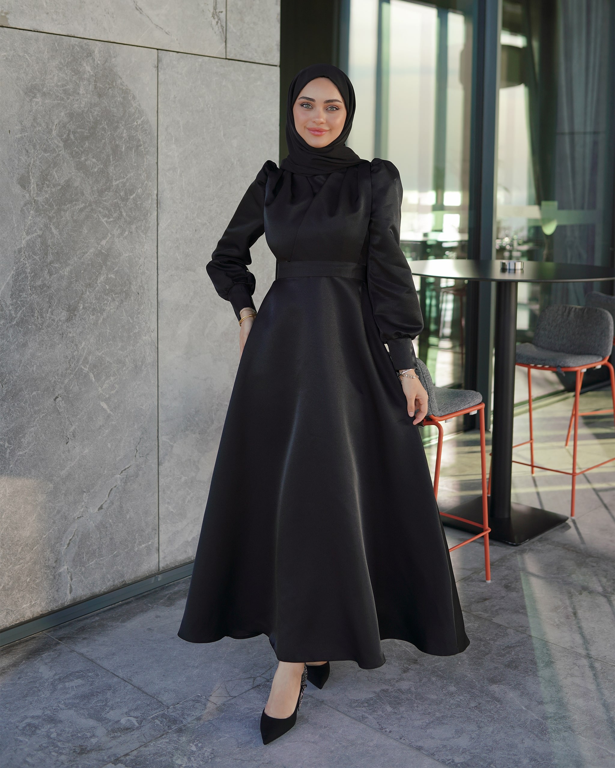 Hira Abiye - Siyah