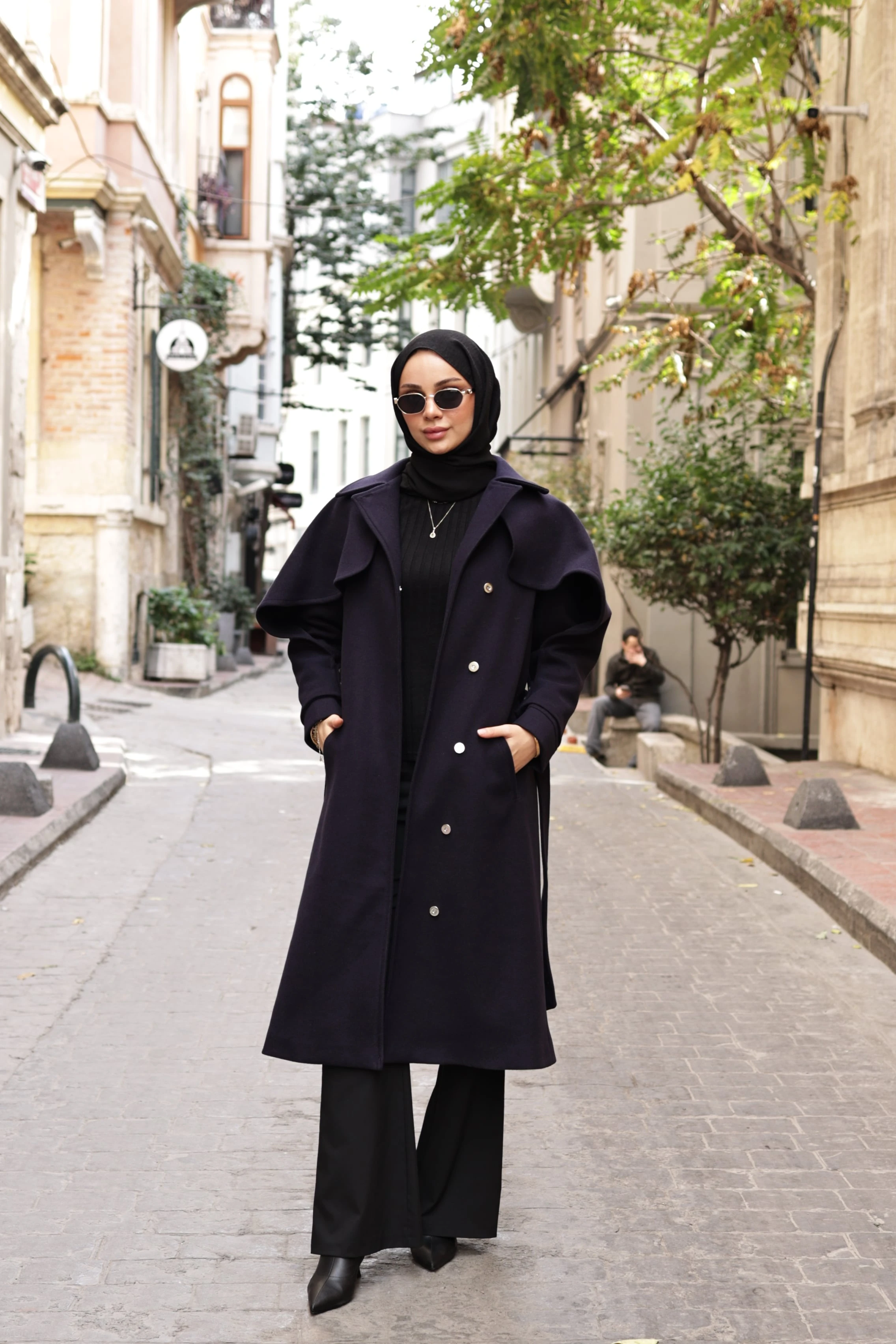 Pelerinli Midi Kaşe Kaban - Lacivert