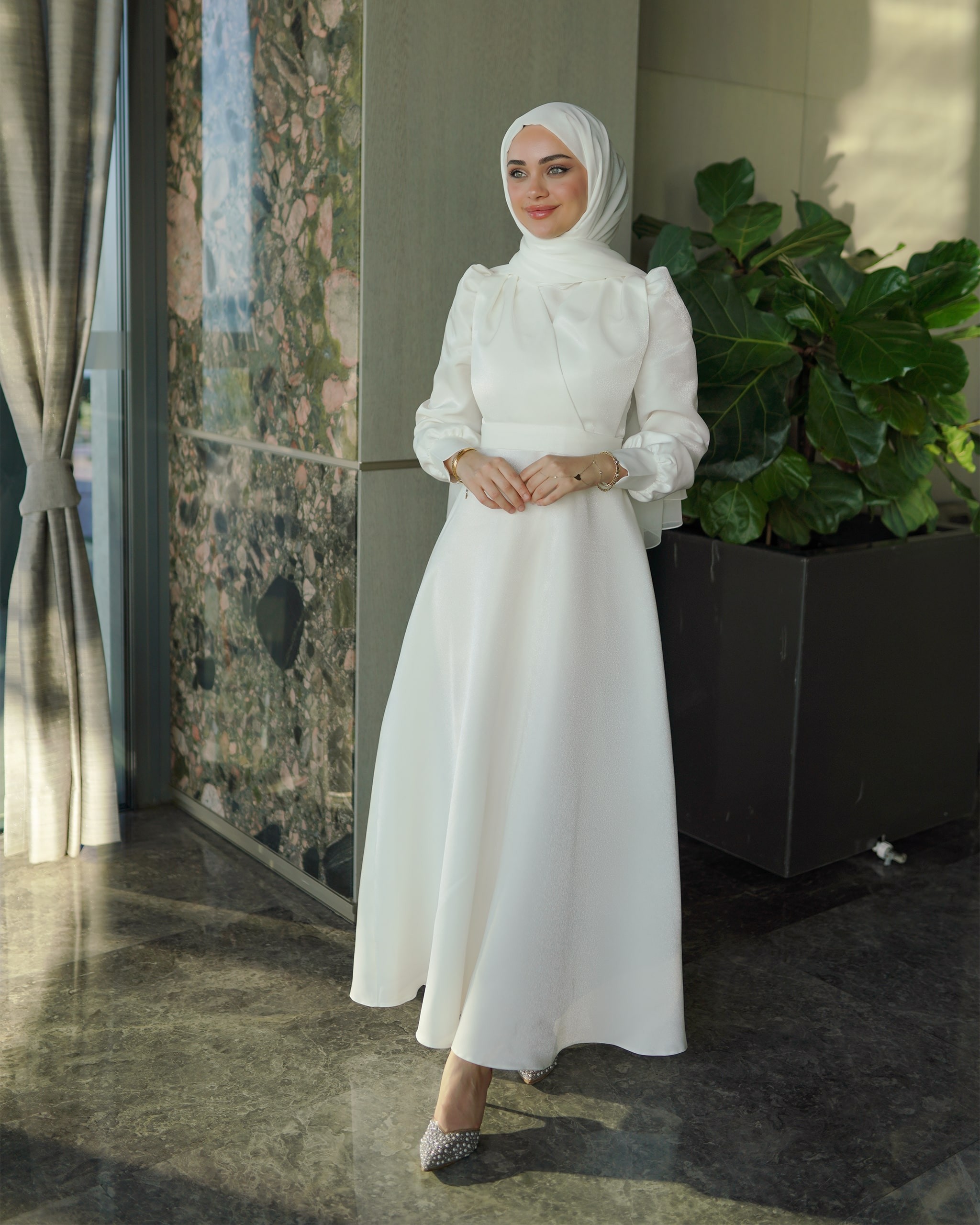 Hira Abiye - Beyaz