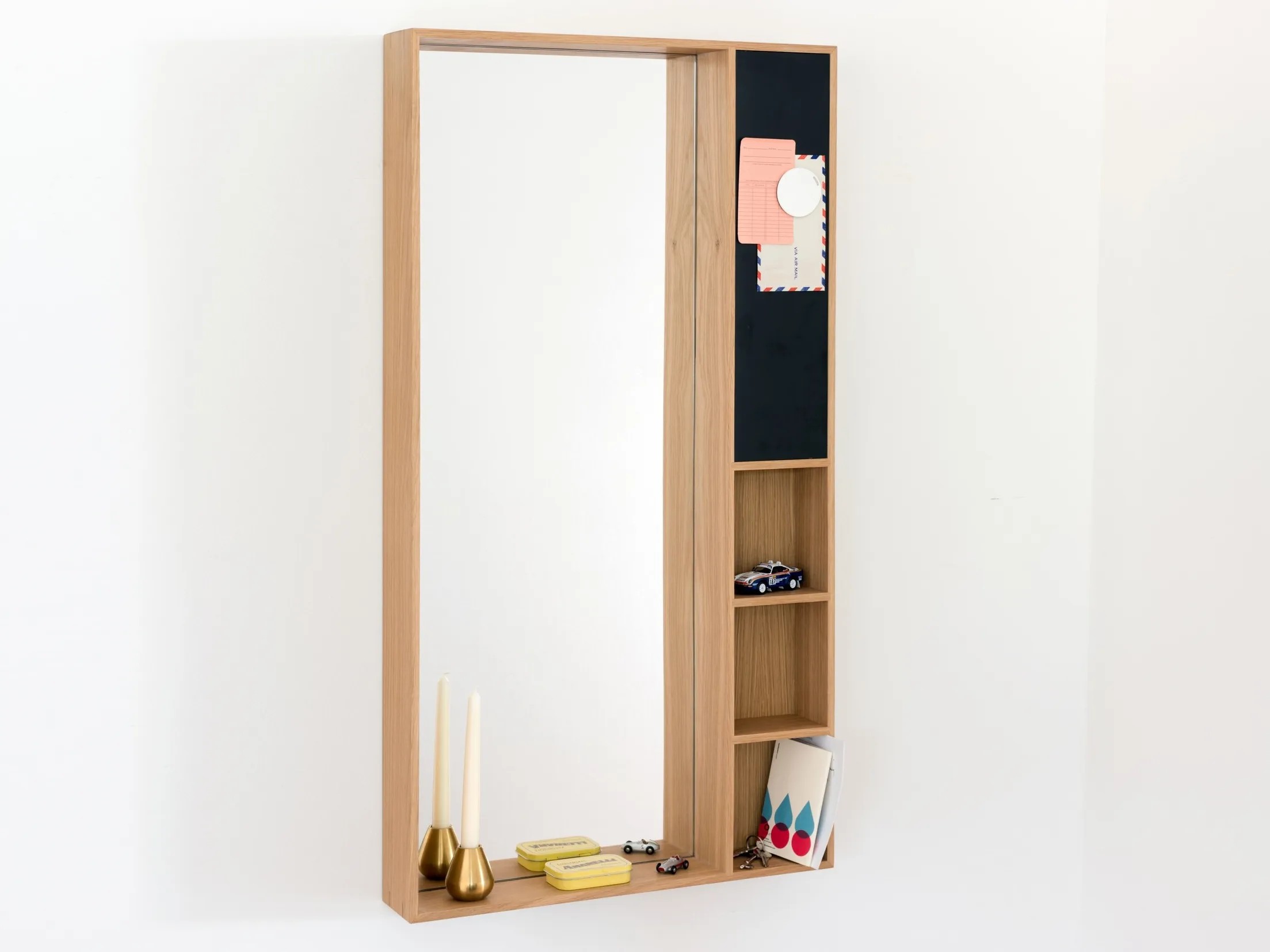 Rectangular wall-mounted oak mirror with shelf