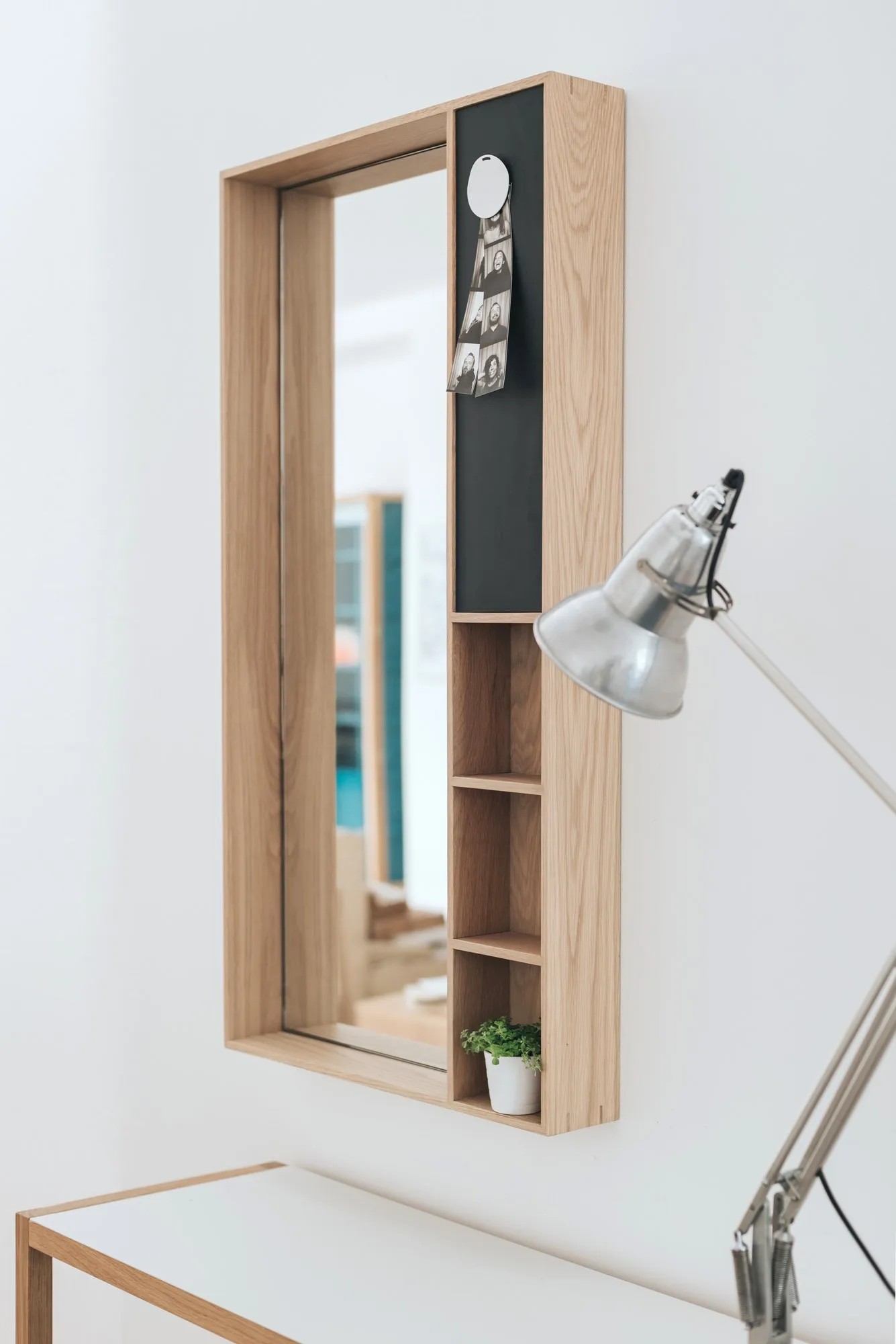 Rectangular wall-mounted oak mirror with shelf