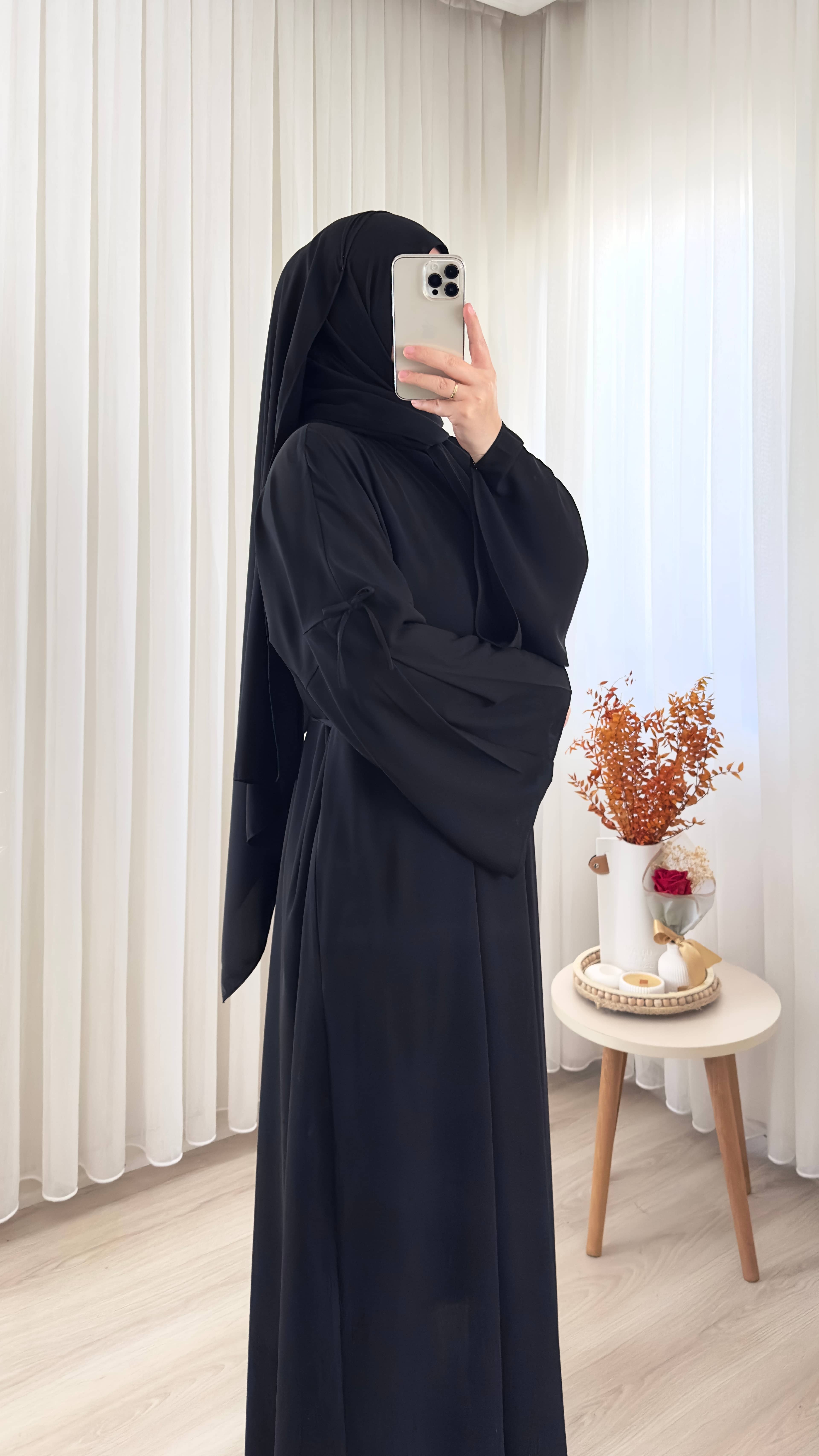 Meyra Elbise Ferace