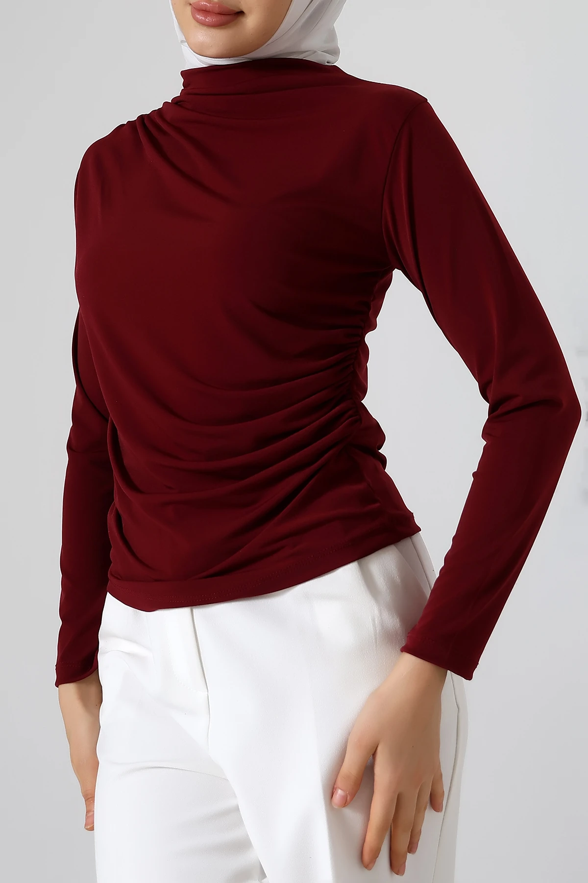 SABR Sandy Balıkçı Yaka Büzgü Detaylı Bluz – Rahat & Zarif