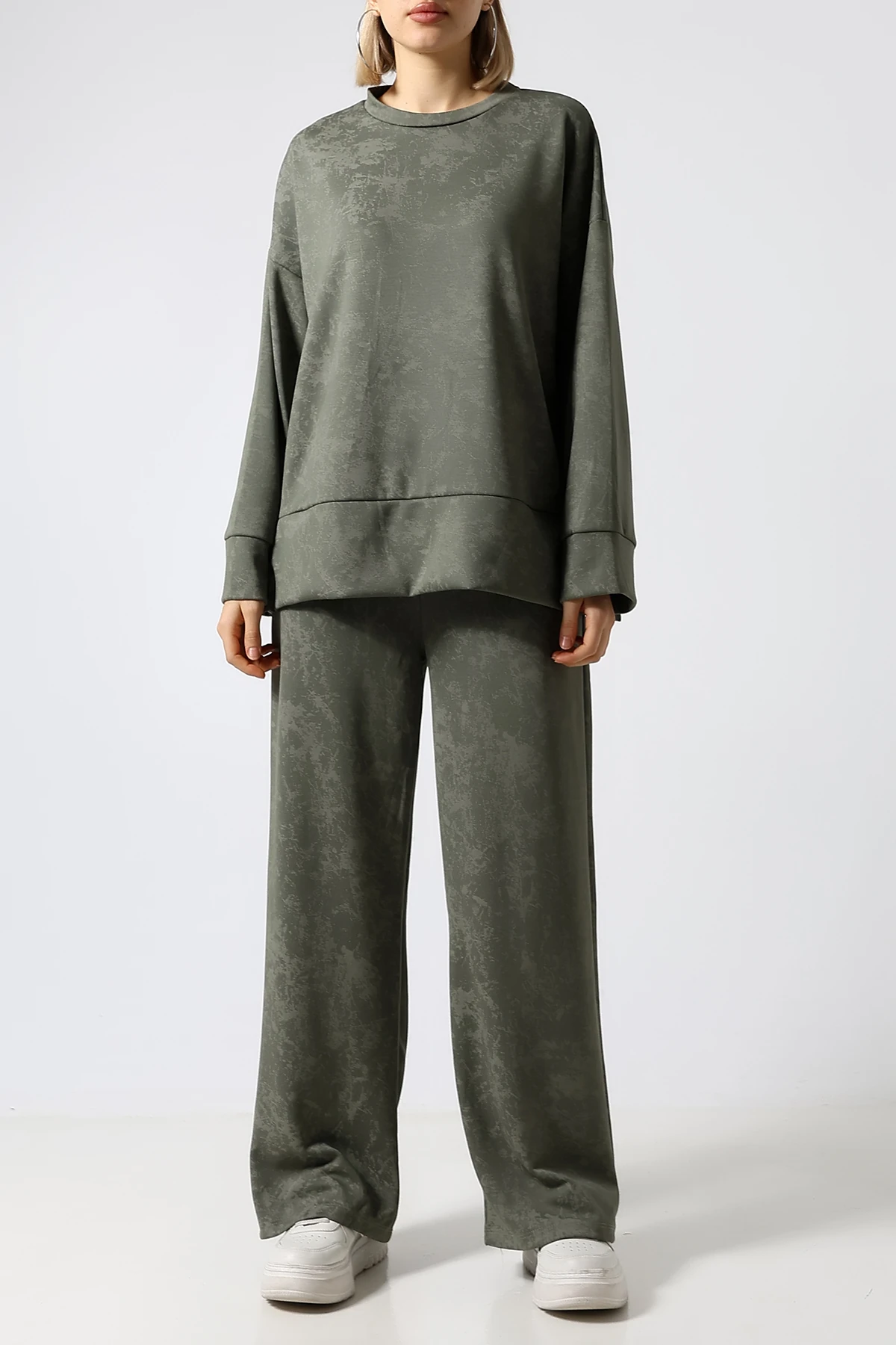 SABR Baskılı PolyViskon Kumaş İkili Takım – Rahat ve Şık Tunik & Pantolon Kombini - Haki PolyViskon