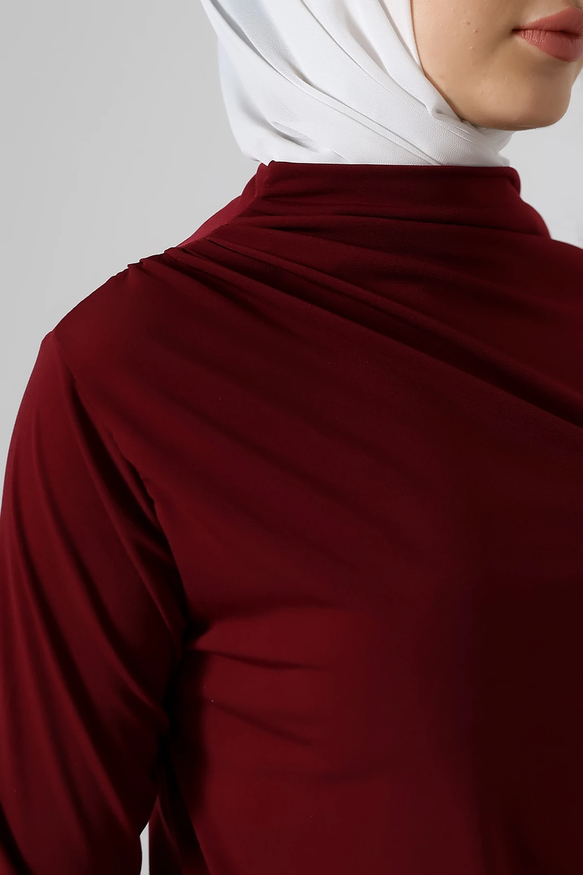 SABR Sandy Balıkçı Yaka Büzgü Detaylı Bluz – Rahat & Zarif