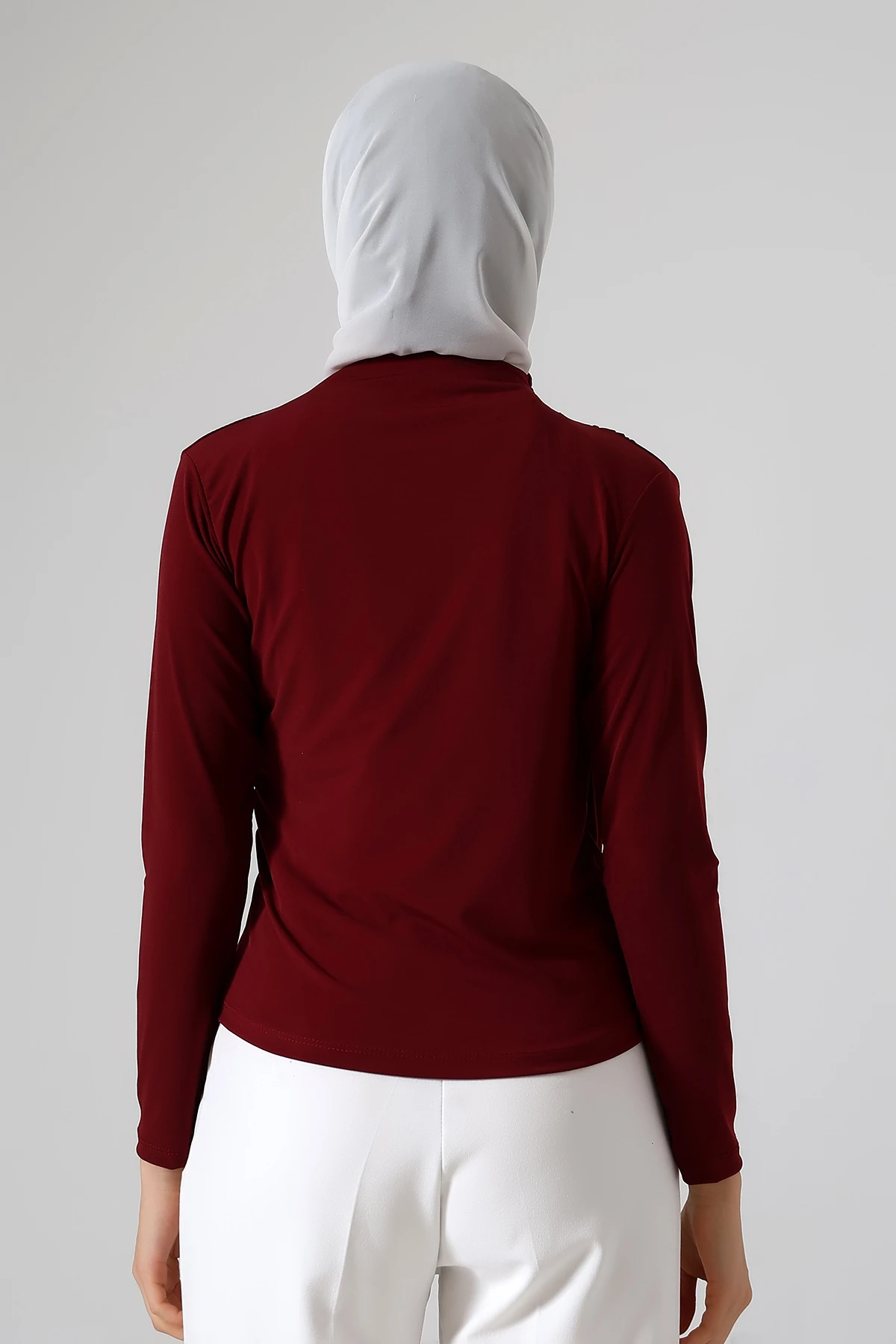 SABR Sandy Balıkçı Yaka Büzgü Detaylı Bluz – Rahat & Zarif