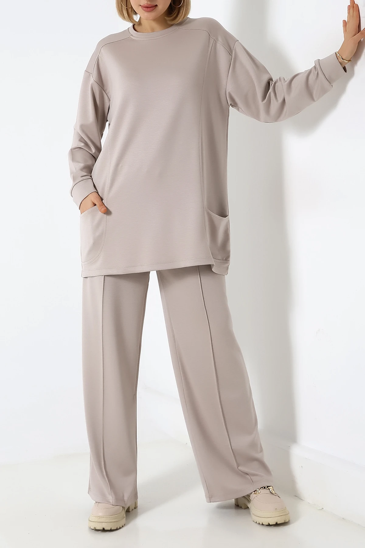 SABR Düz Polyviskon Cepli Tunik & Pantolon İkili Takım – Günlük Şık Kombin