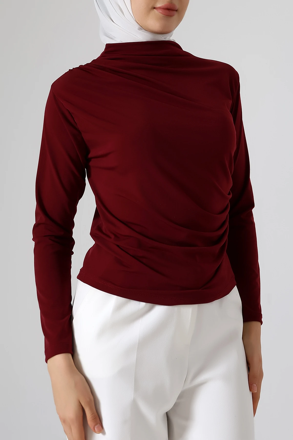 SABR Sandy Balıkçı Yaka Büzgü Detaylı Bluz – Rahat & Zarif