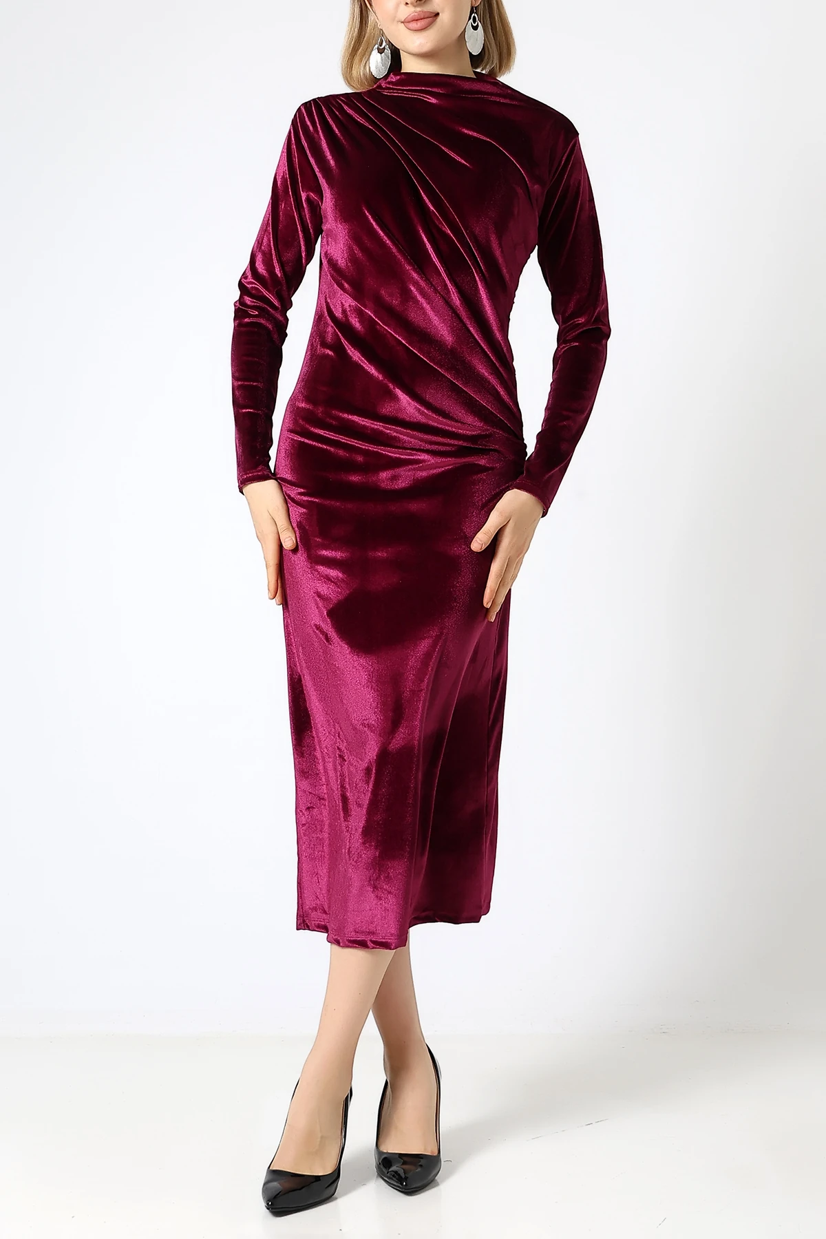 SABR Kadife Yarım Balıkçı Büzgü Detaylı Midi Elbise – Şık & Zarif Kadife Elbise - Bordo Kadife