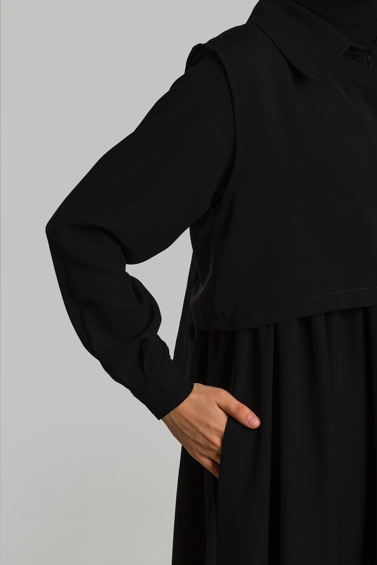 Asymmetric Abaya