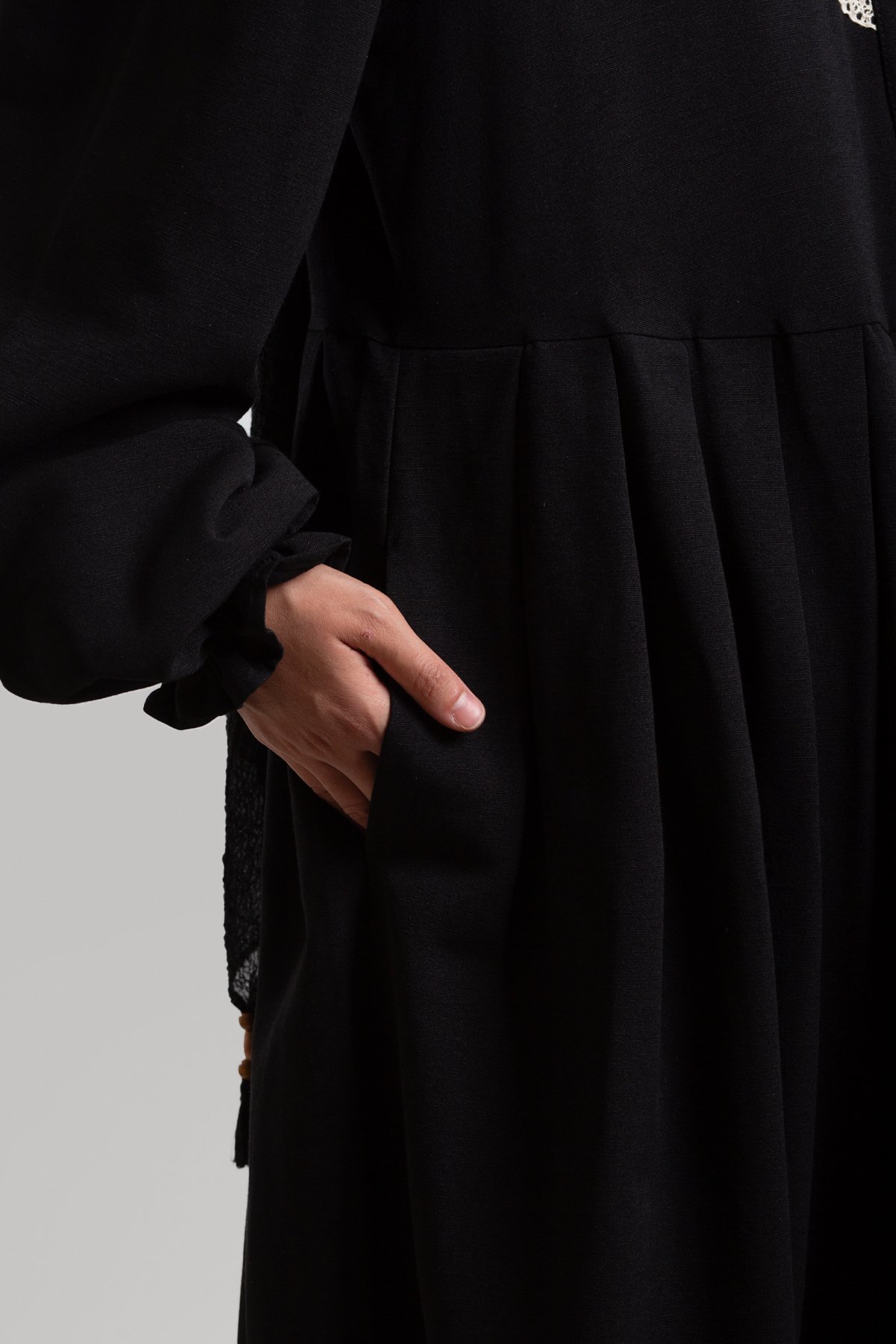 Linen Dress with Guipure Details