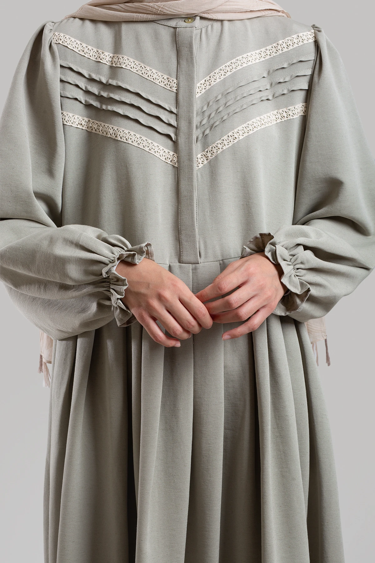 Linen Dress with Guipure Details