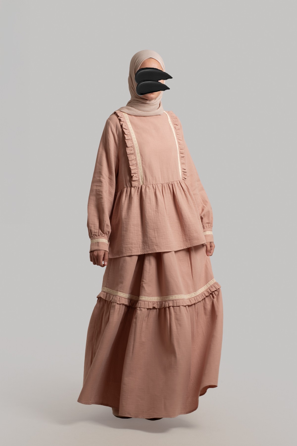 Muslin Set with Lace Details
