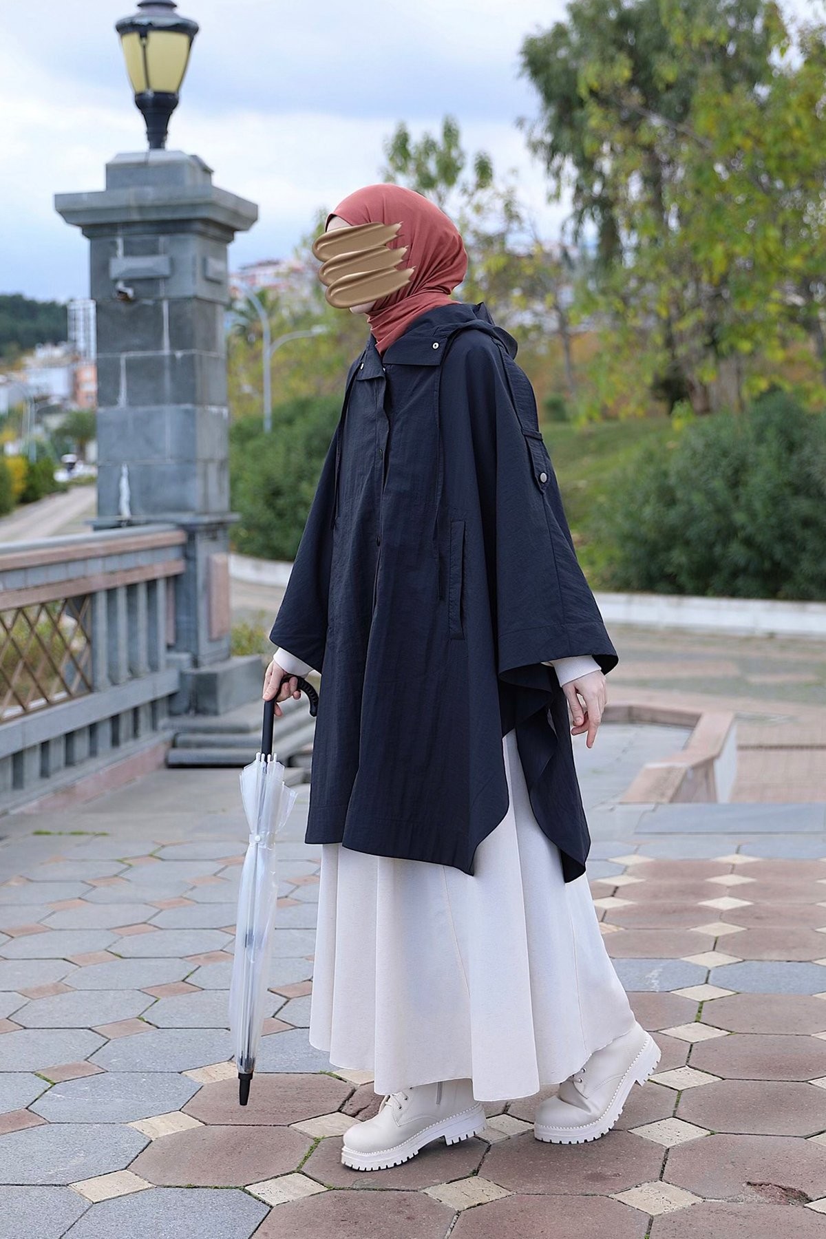 Pancho Raincoat