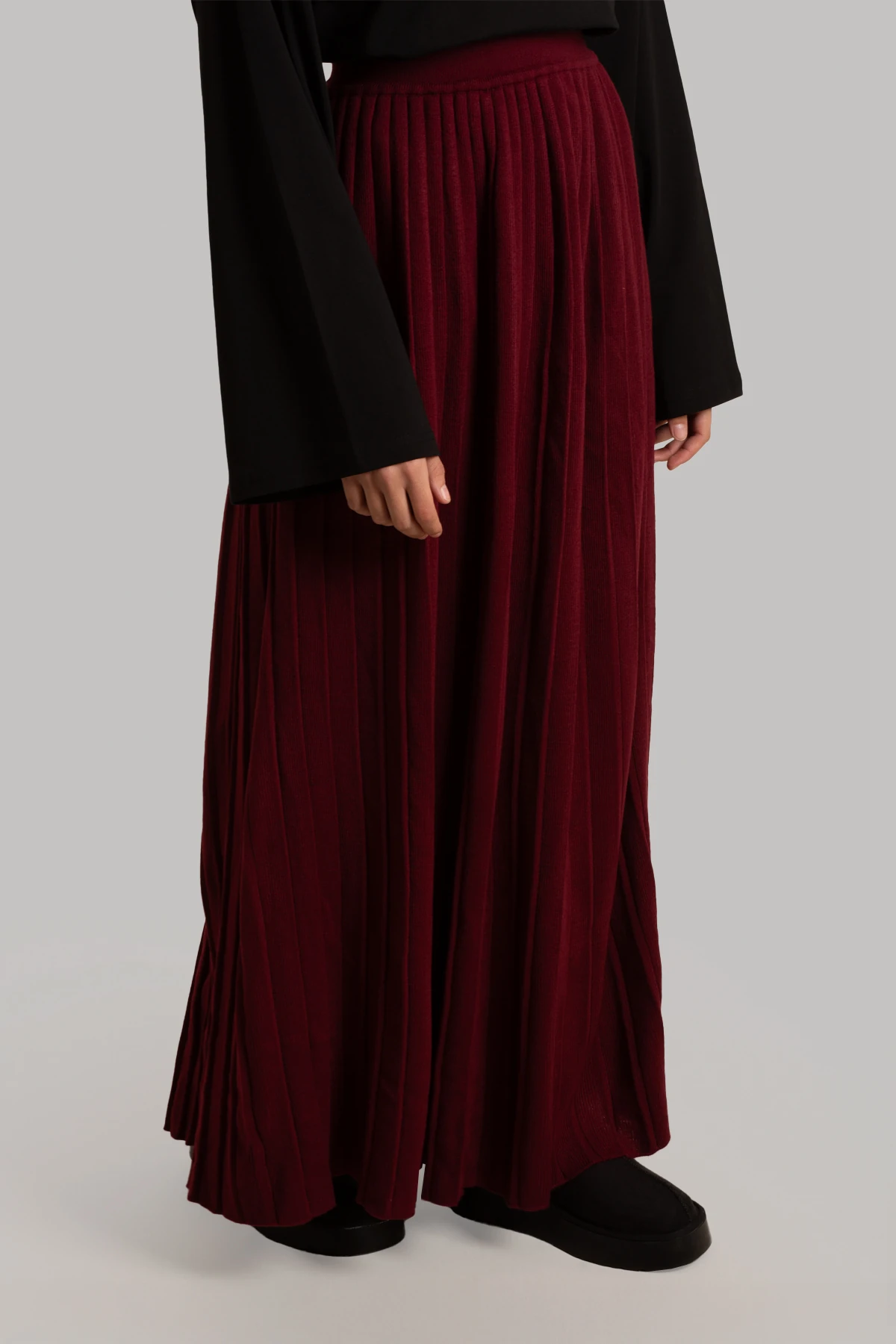Knitted Pleated Skirt - Burgundy