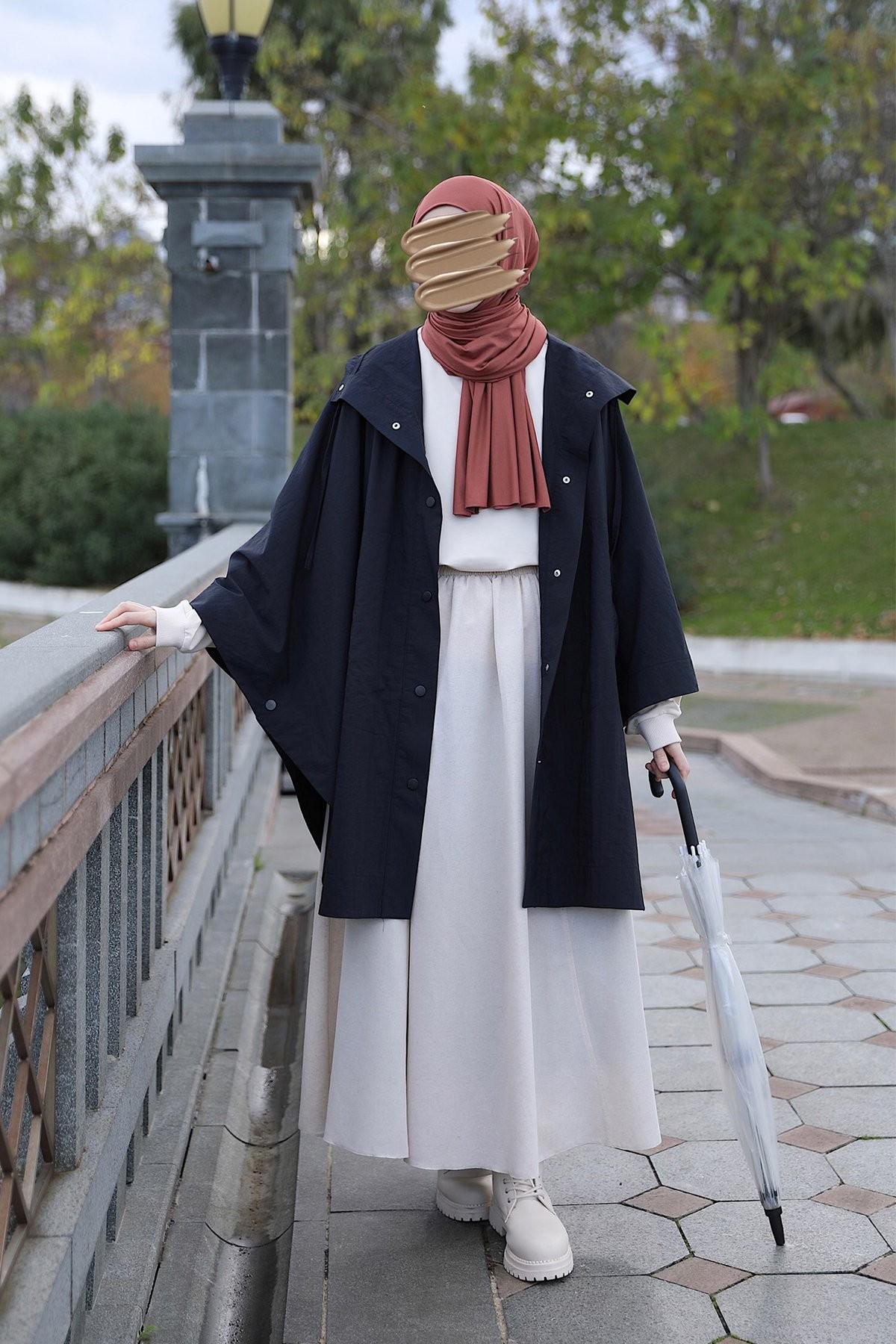 Pancho Raincoat - Black