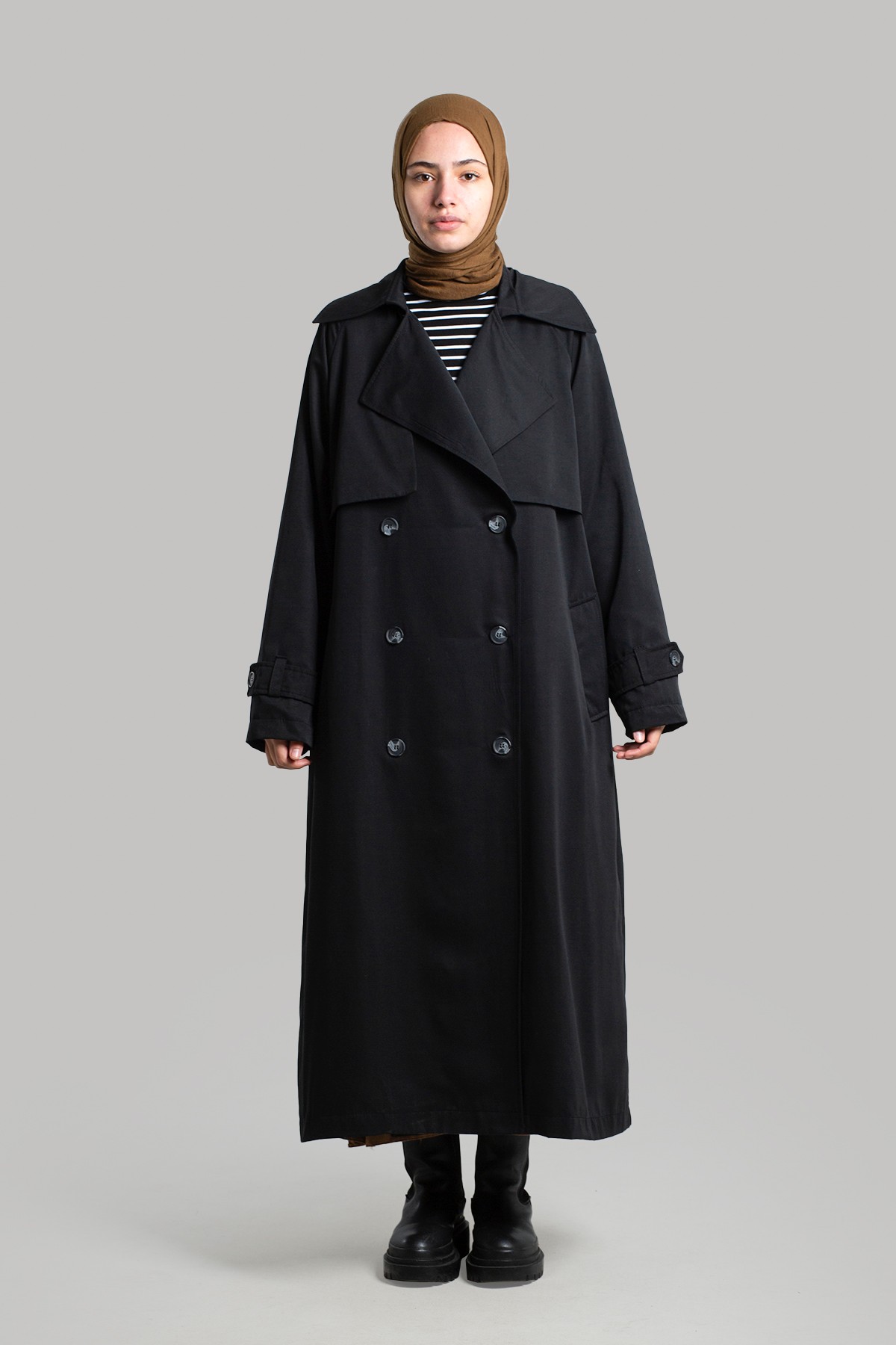 Buttoned Trench Coat - Black