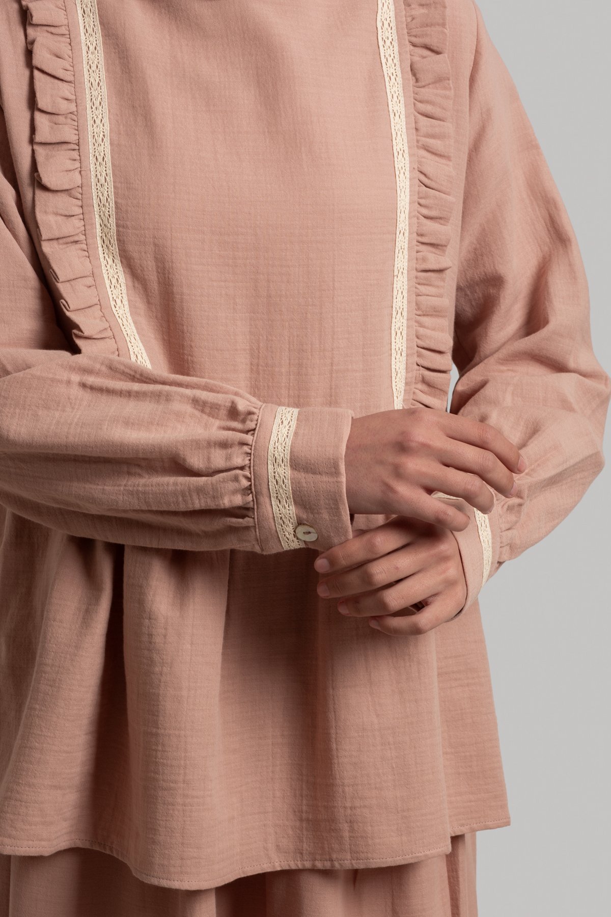 Muslin Set with Lace Details