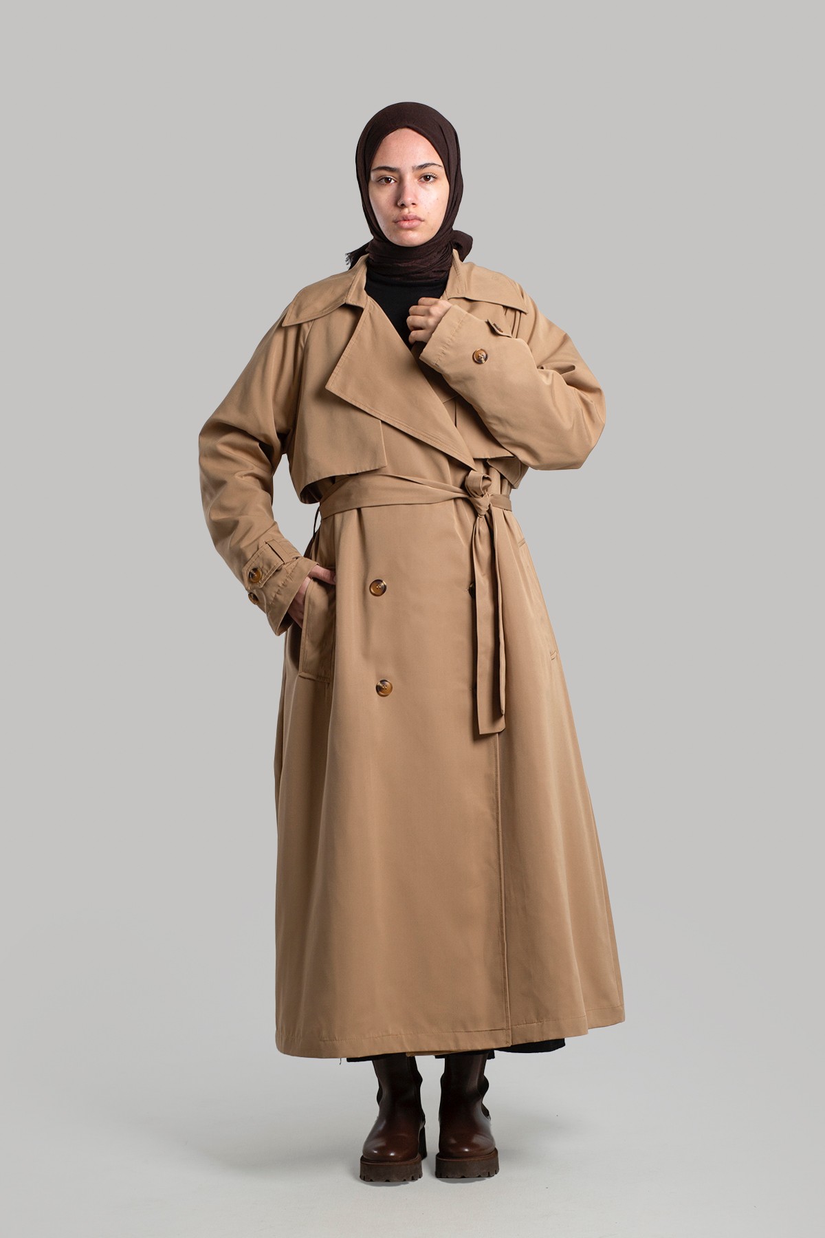 Buttoned Trench Coat - Camel