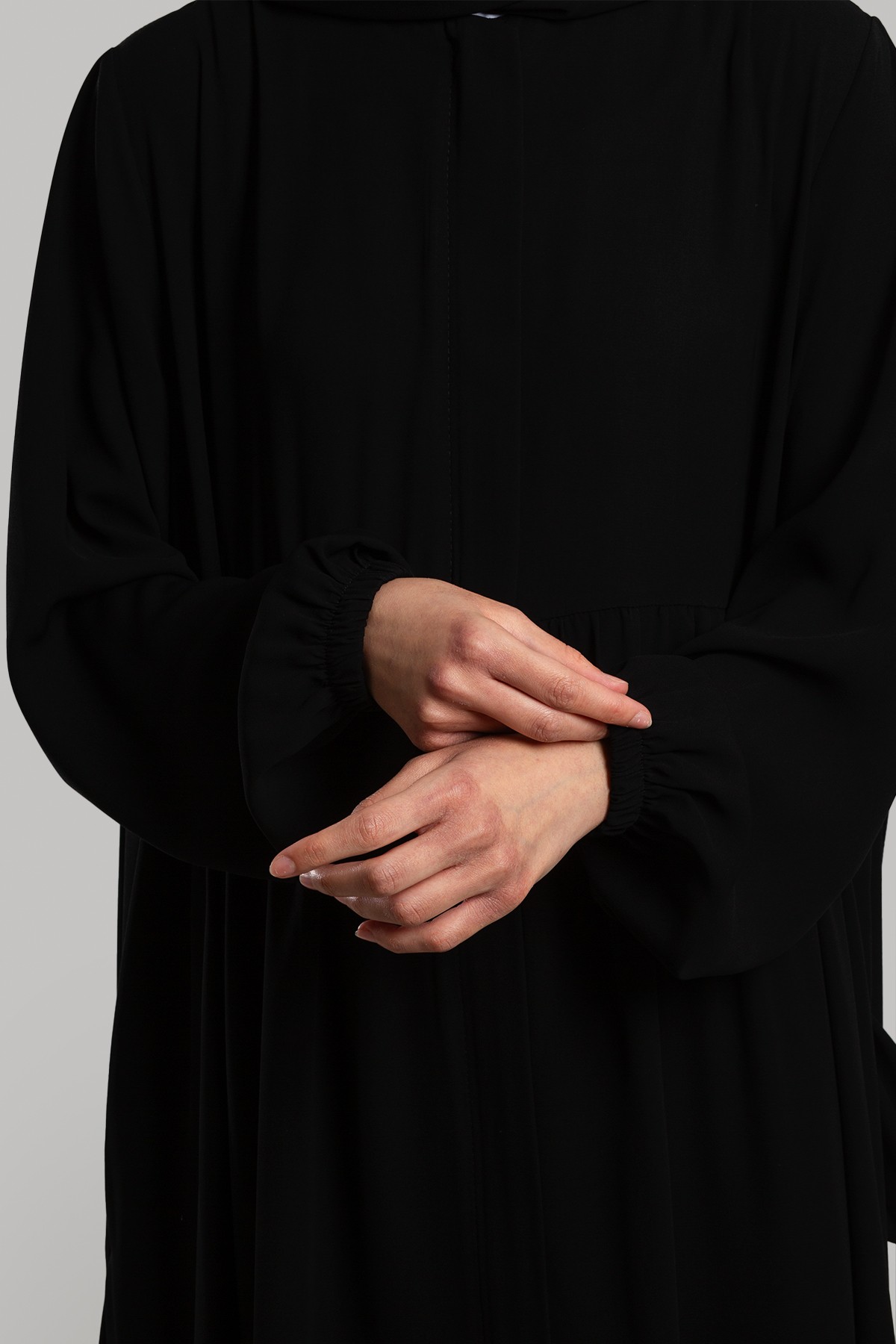 Duru Zipped Abaya