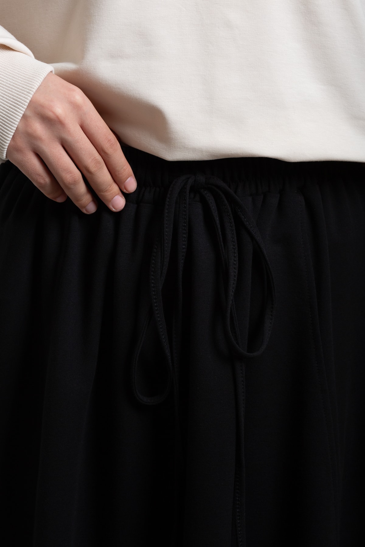 Form-Stitched Sport Skirt