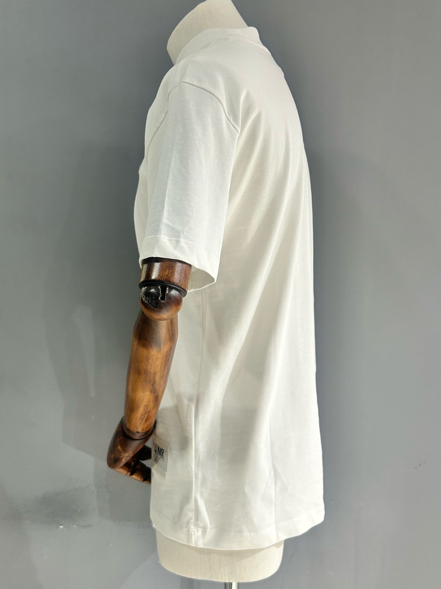 OVERSIZE YAKA DETAYLI TSHIRT