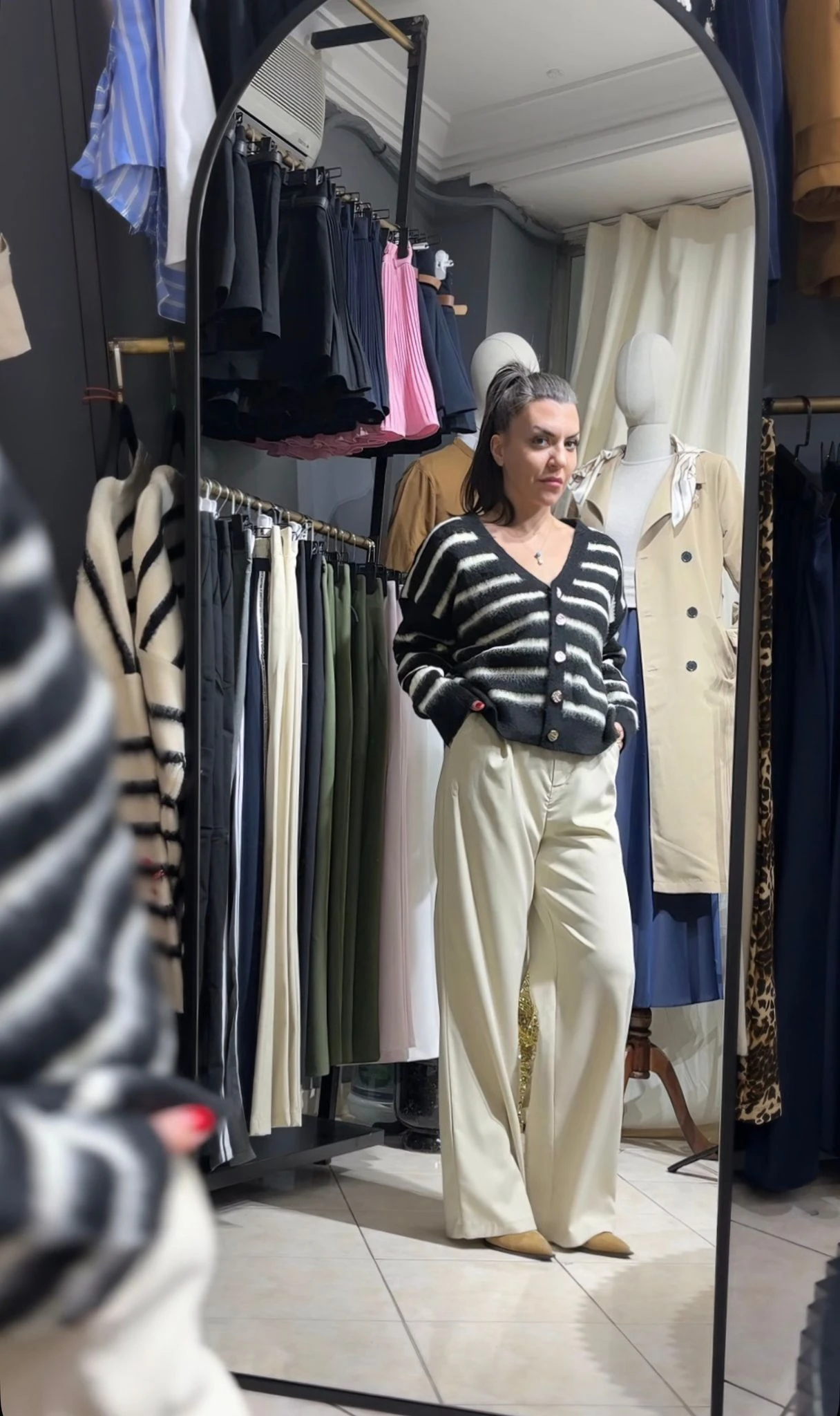 Çizgili Peluş Hırka - SİYAH