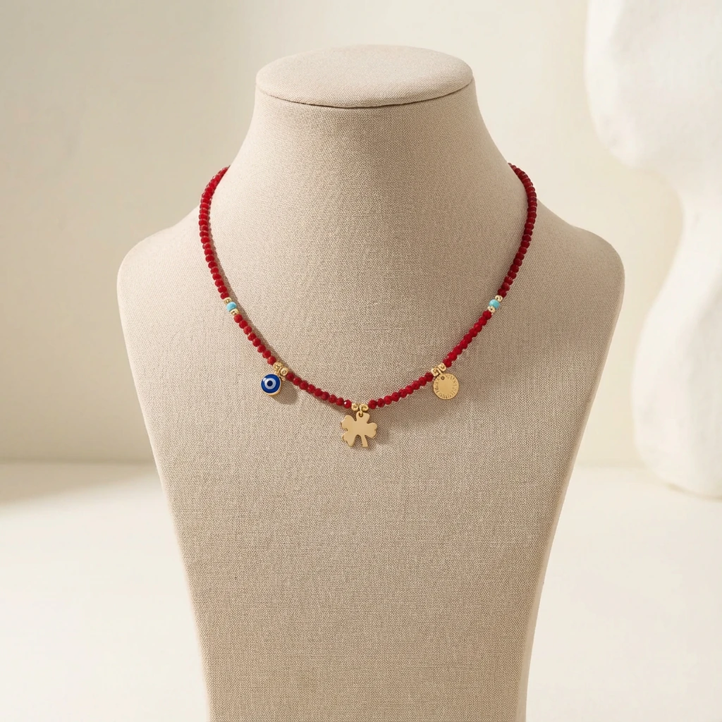 Kırmızı Boncuk Charm Kolye