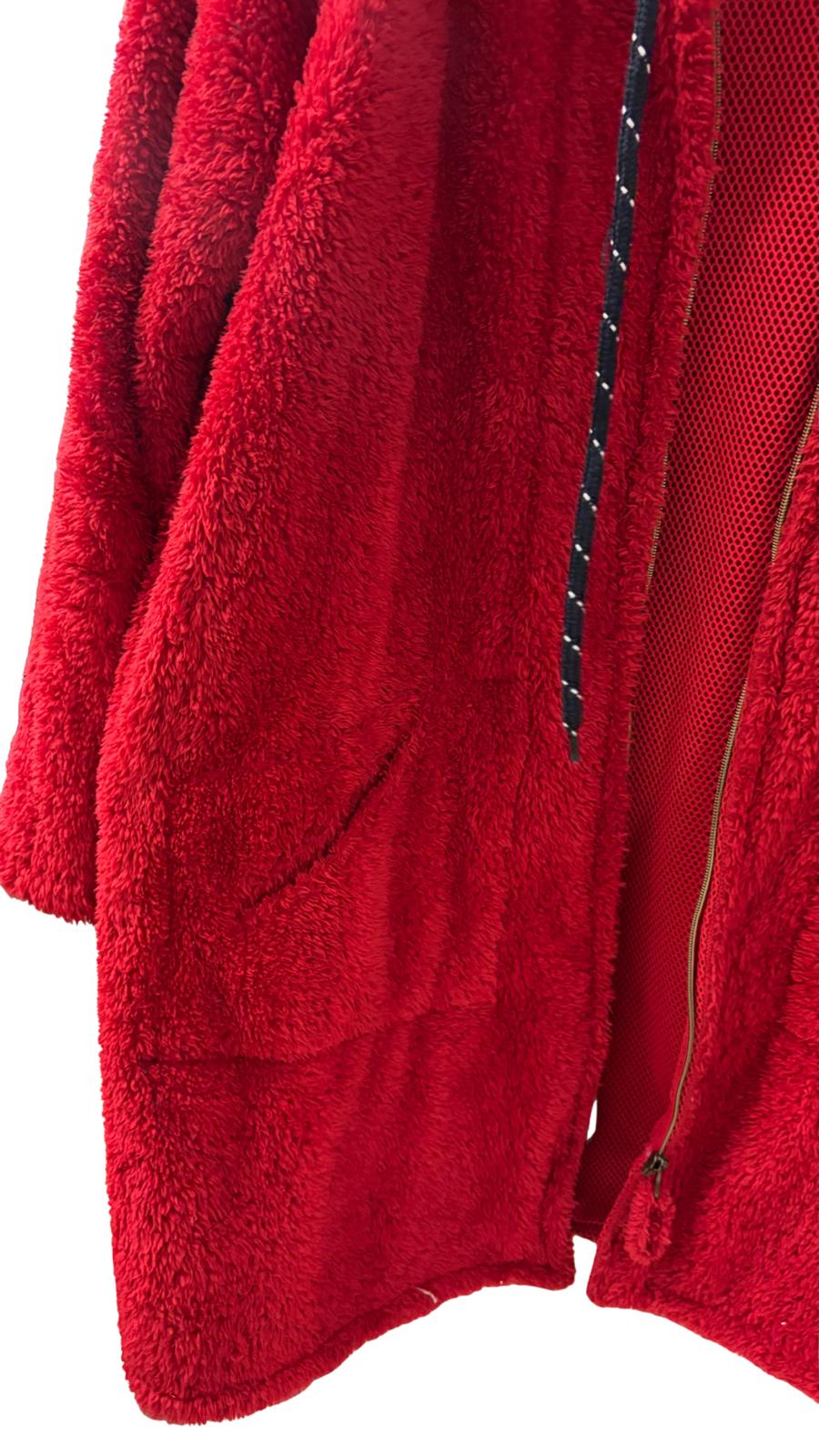 Kırmızı Polar Mont – Gölge Koleksiyonu