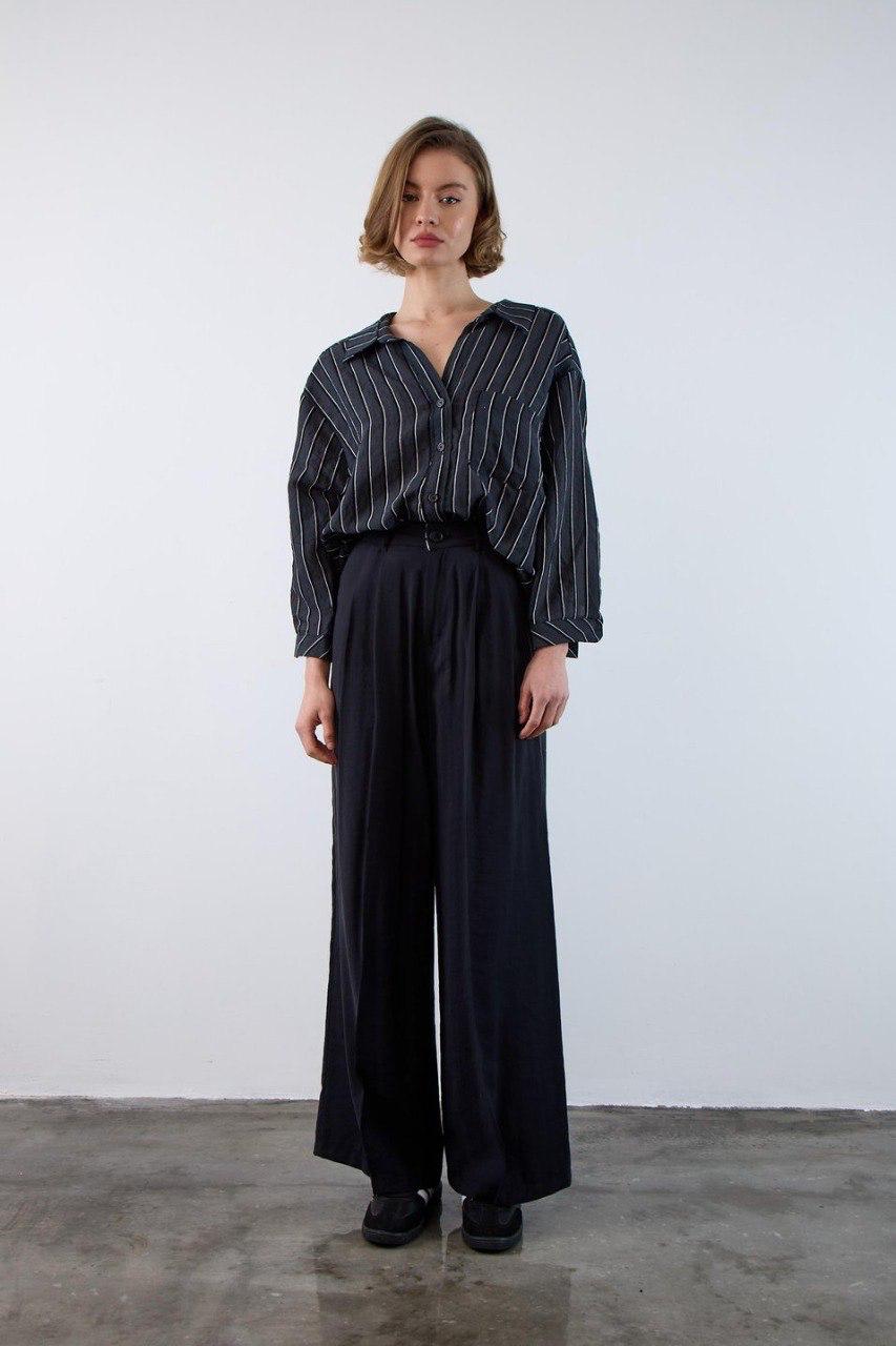 DÜŞÜK OMUZLU OVERSİZE GÖMLEK - SİYAH