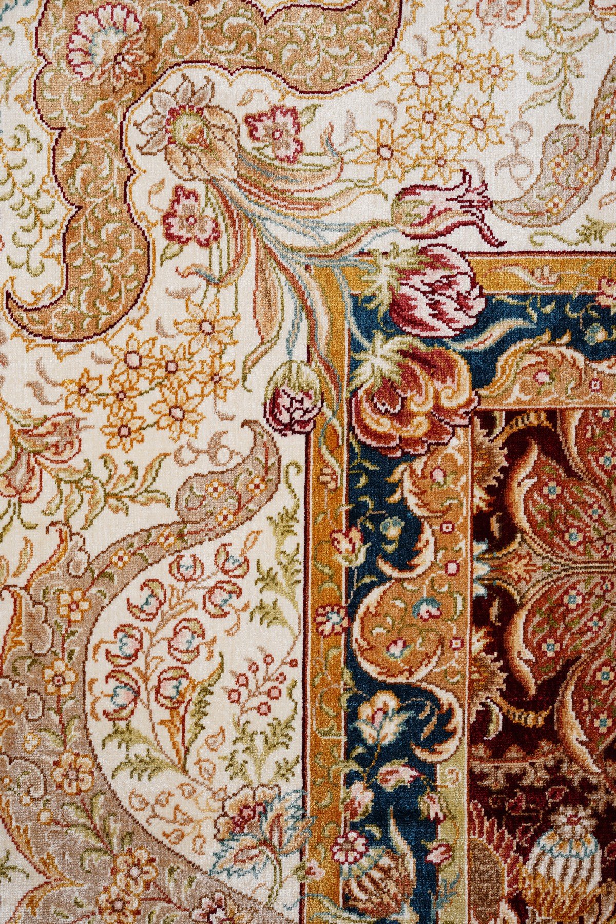 Art Silk 230 Line Renkli Klasik El Dokuma Halı