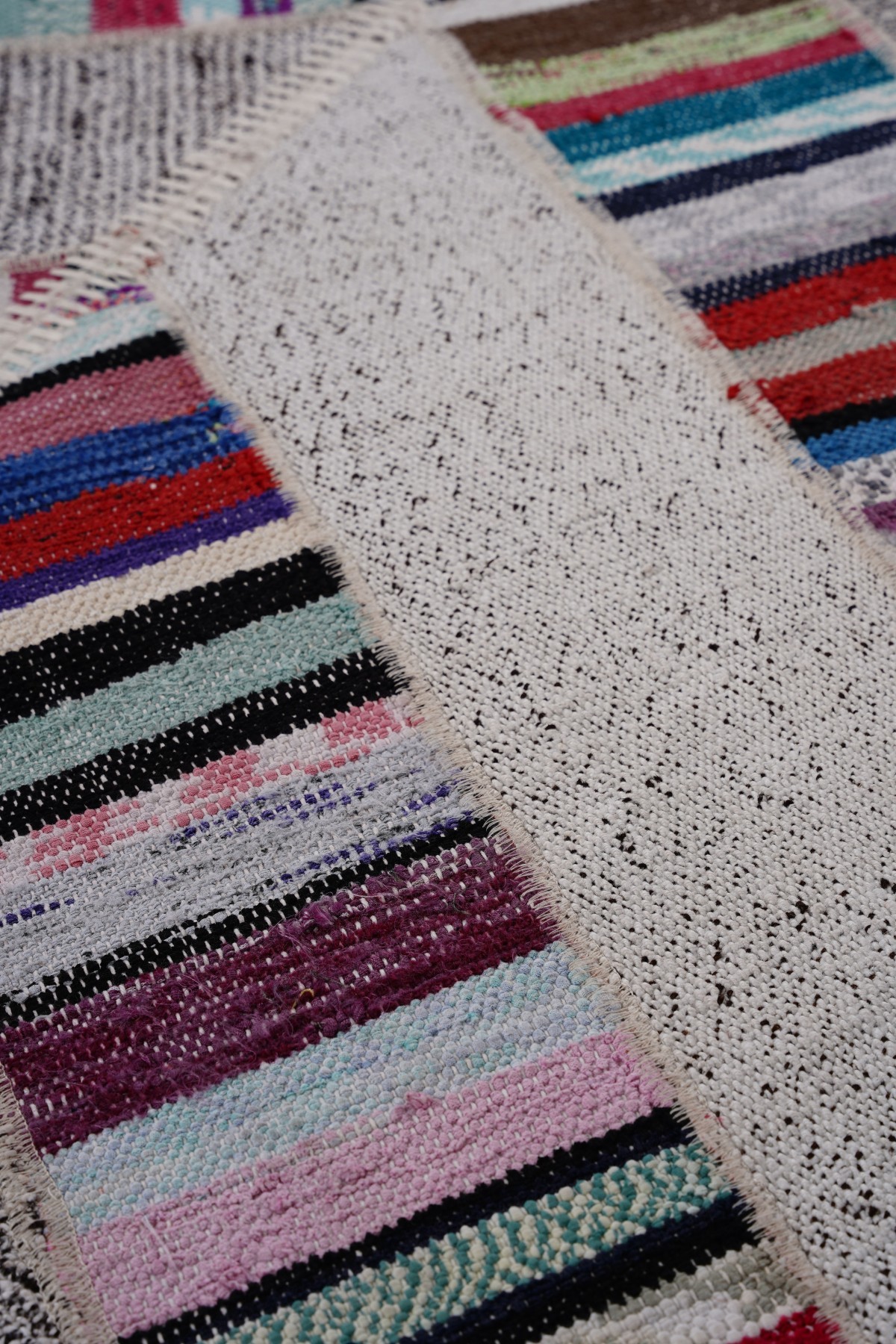 Patchwork Renkli Modern El Dokuma Halı