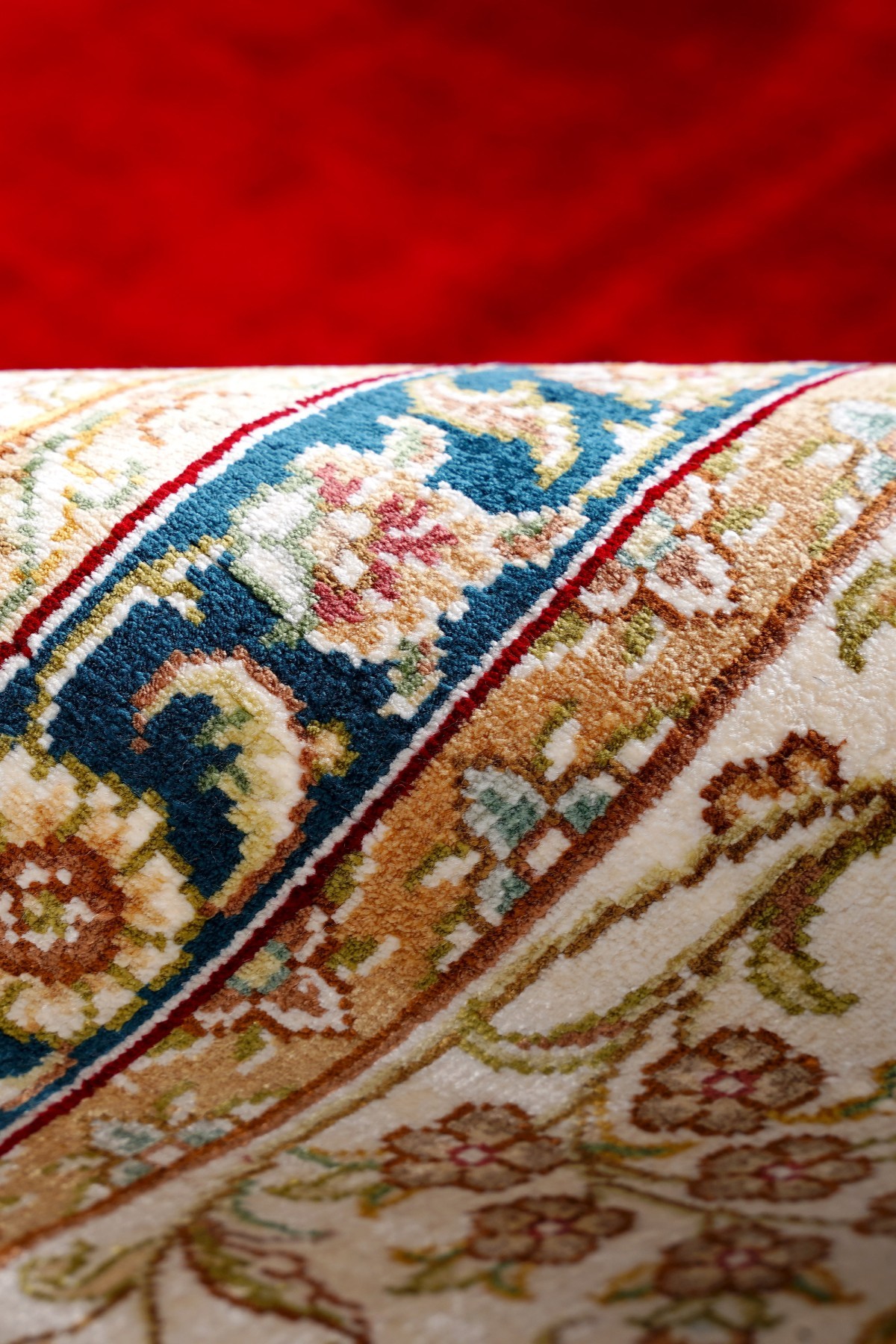 Art Silk 230 Line Kırmızı Klasik El Dokuma Halı