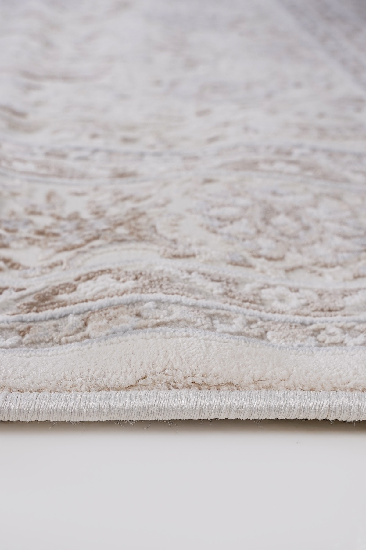 Soft 1122 Klasik Saray Deseni Krem Halı