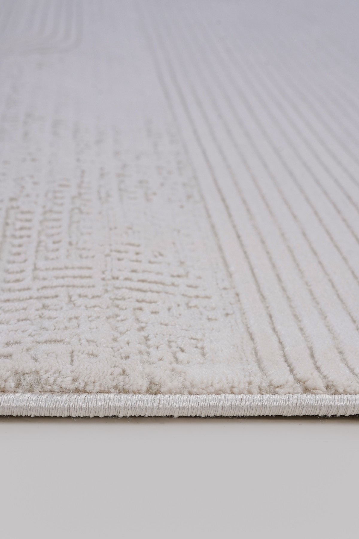 Soft 1125 Krem Kemer Formlu Çizgili Modern Halı