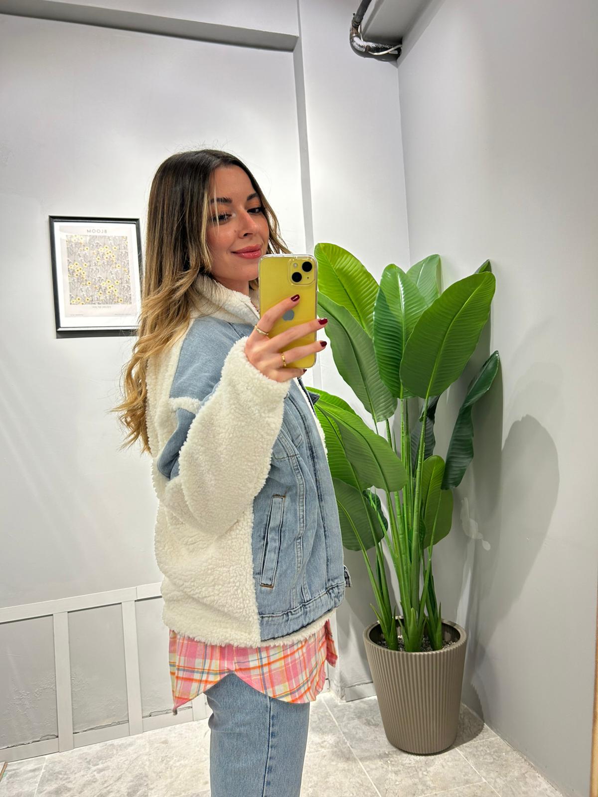 KOT DETAYLI PELUŞ CEKET