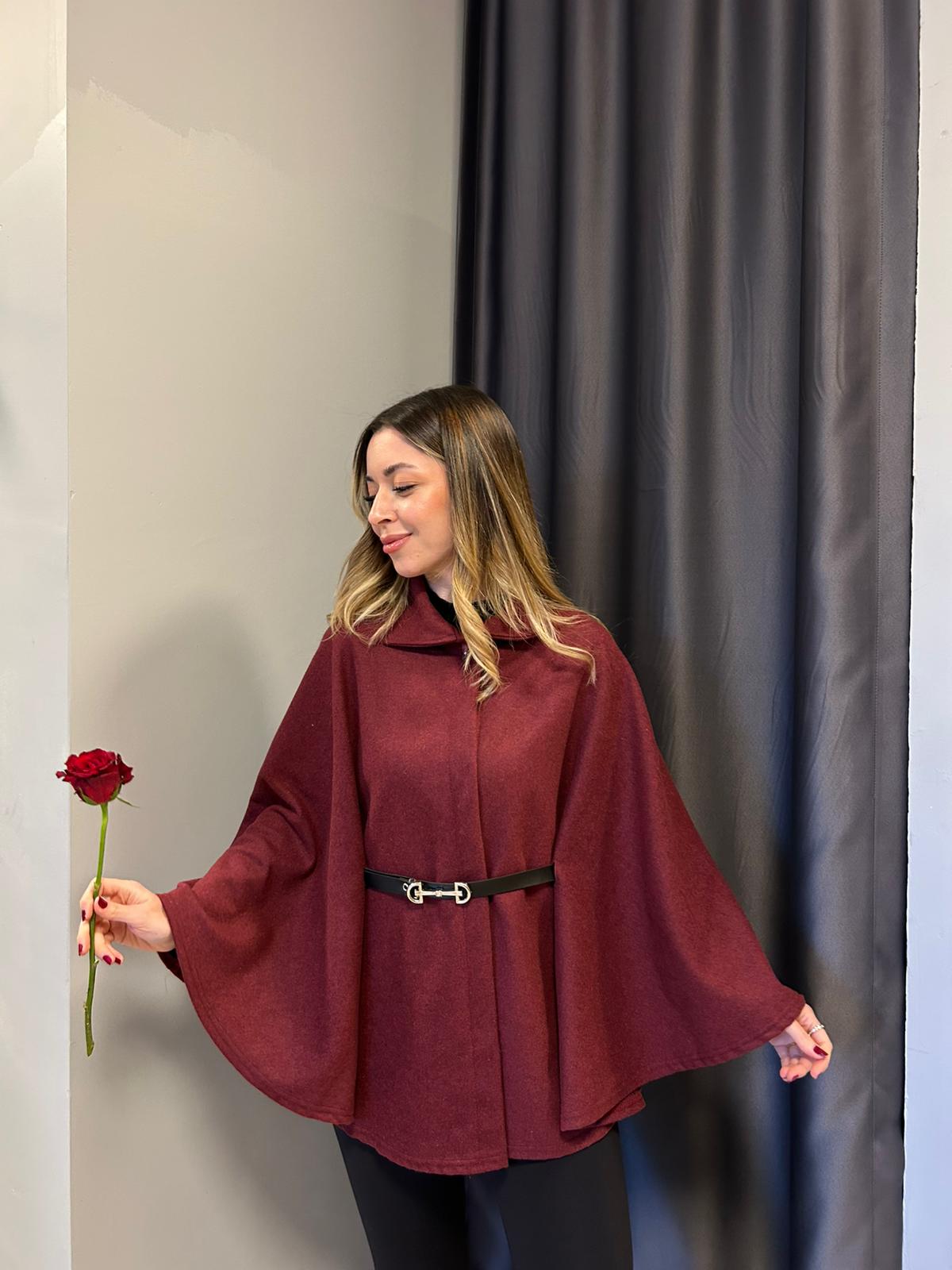 KEMERLİ KAŞE PANÇO - Bordo image