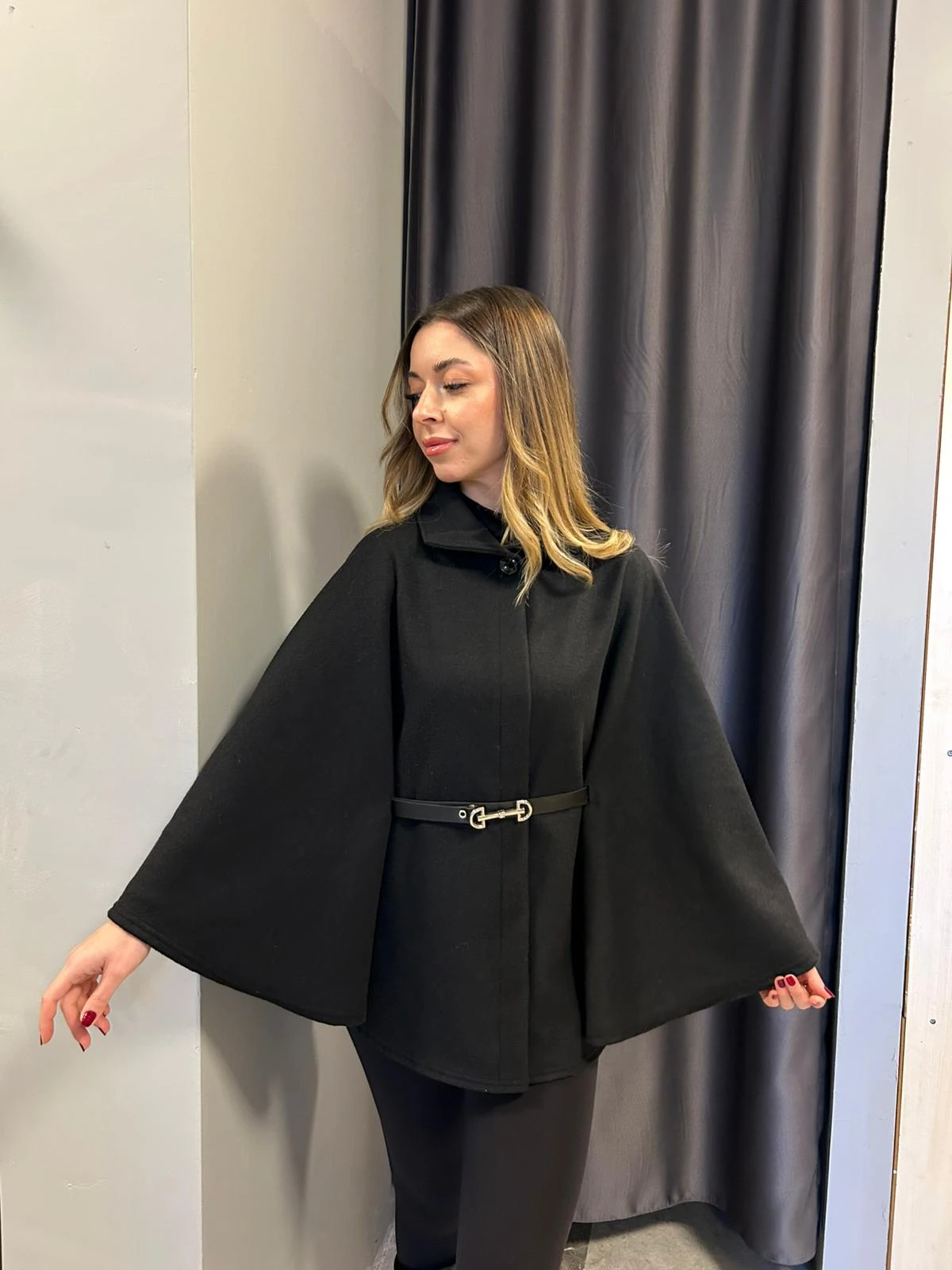 KEMERLİ KAŞE PANÇO