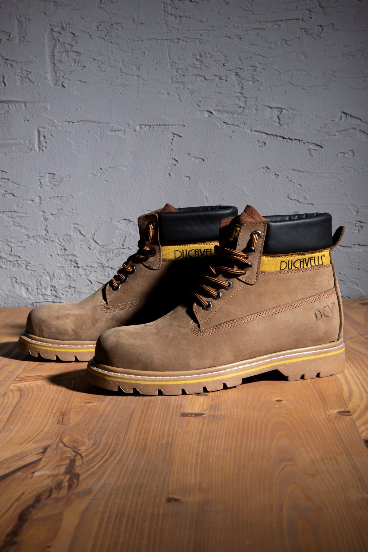 Ducavelli Desert Genuine Leather Nubuck Lace-Up Men's Boots