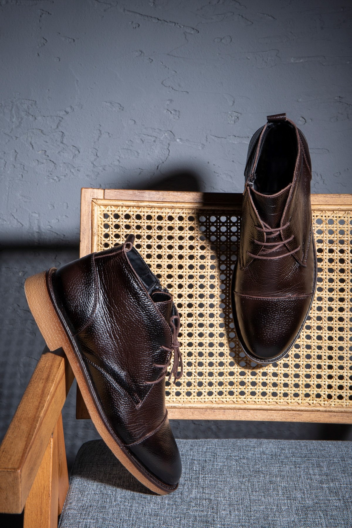 Ducavelli Birmingham Genuine Leather Lace-Up Zipper Non-Slip Sole Casual Boots