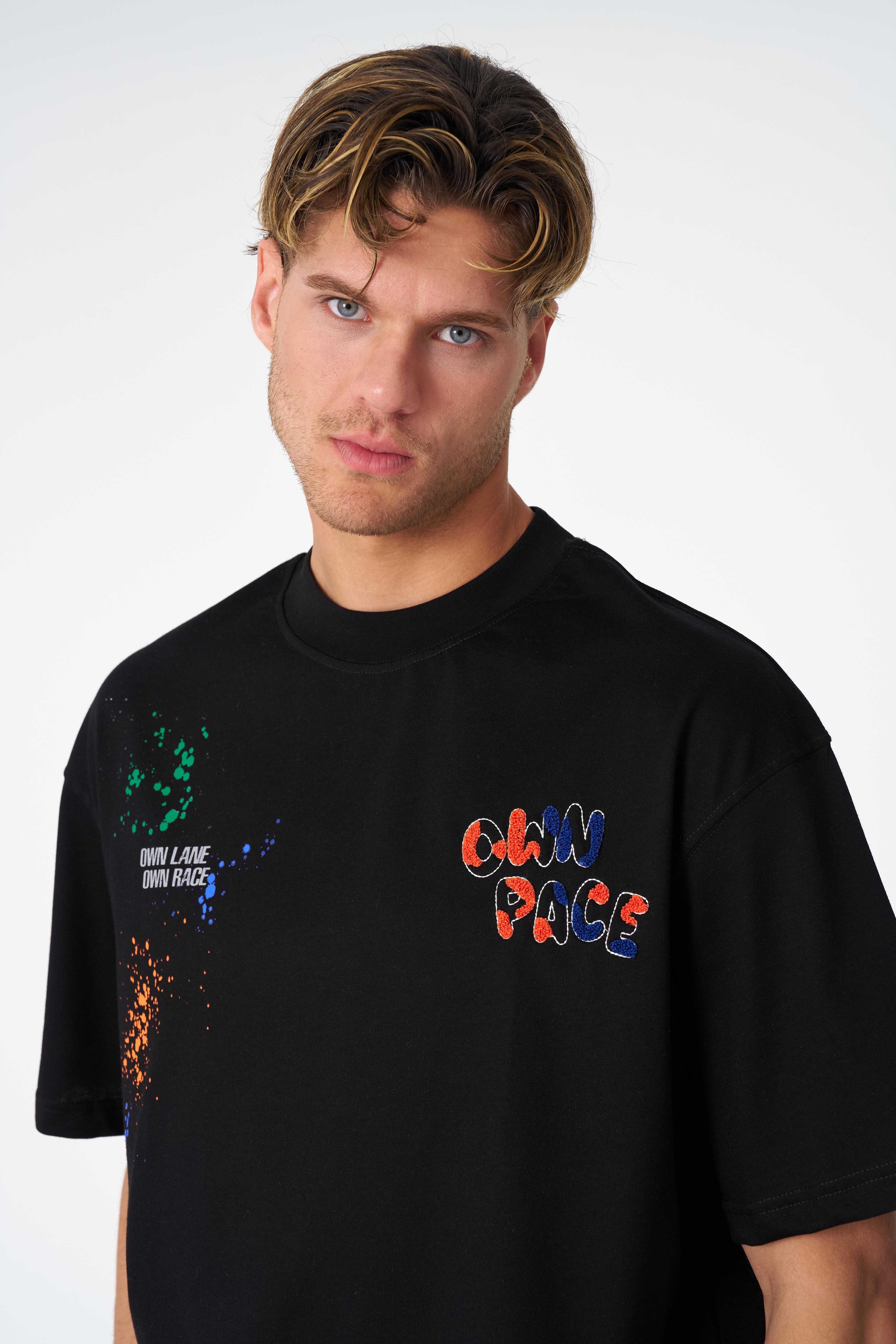 Own Pace Oversize T-Shirt - Siyah