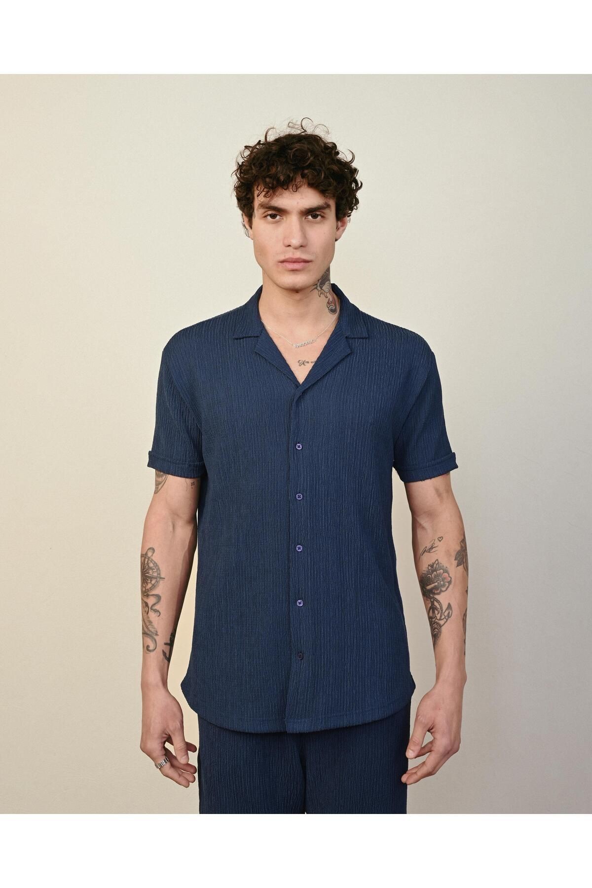 Slim Fit Gofre Kumaş Kısa Kollu  Premium Gömlek (1757) - İNDİGO