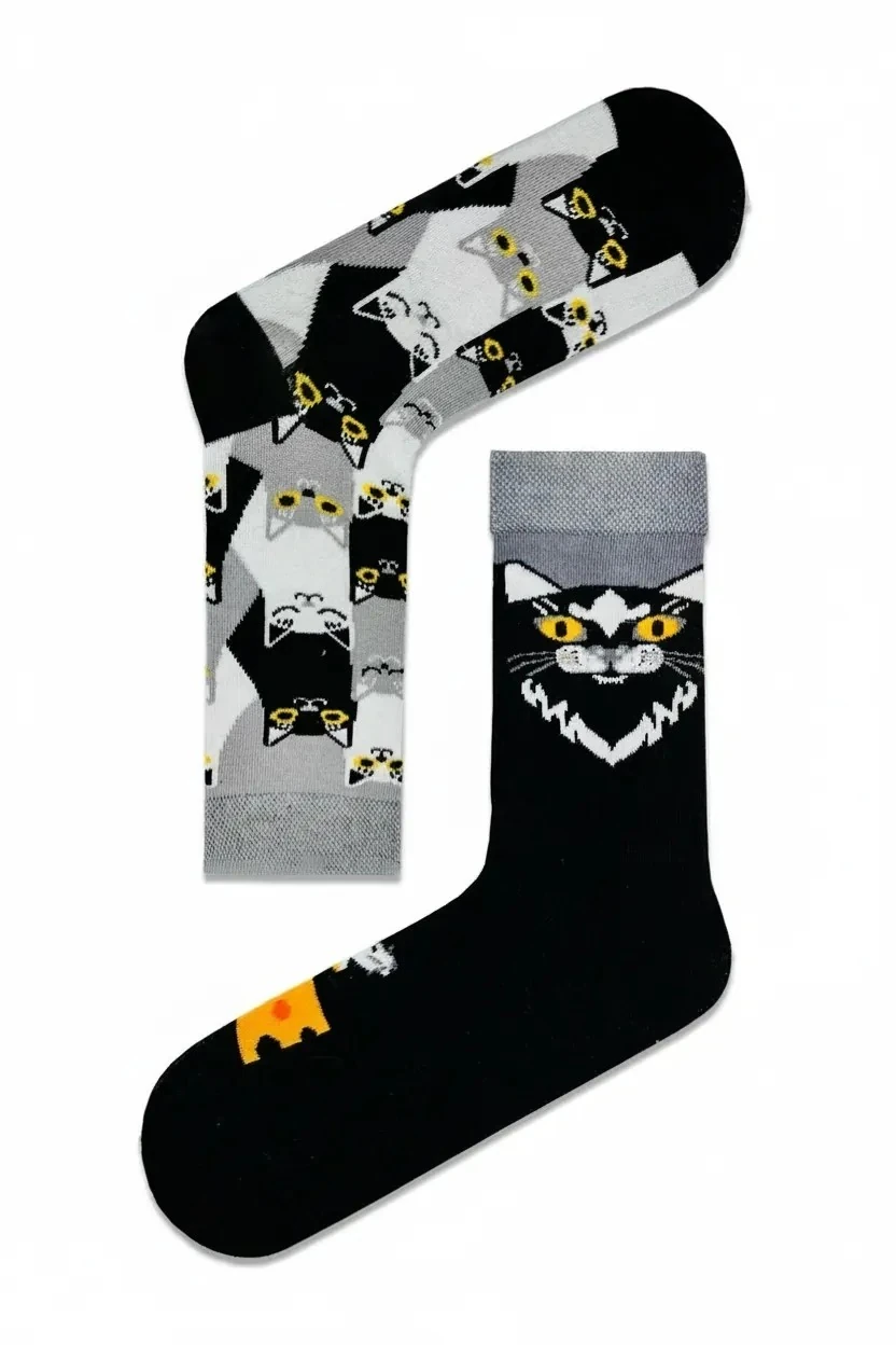 Sağ Sol Farklı Kedi Desenli Çorap (36-44 Numaraya Uygun)