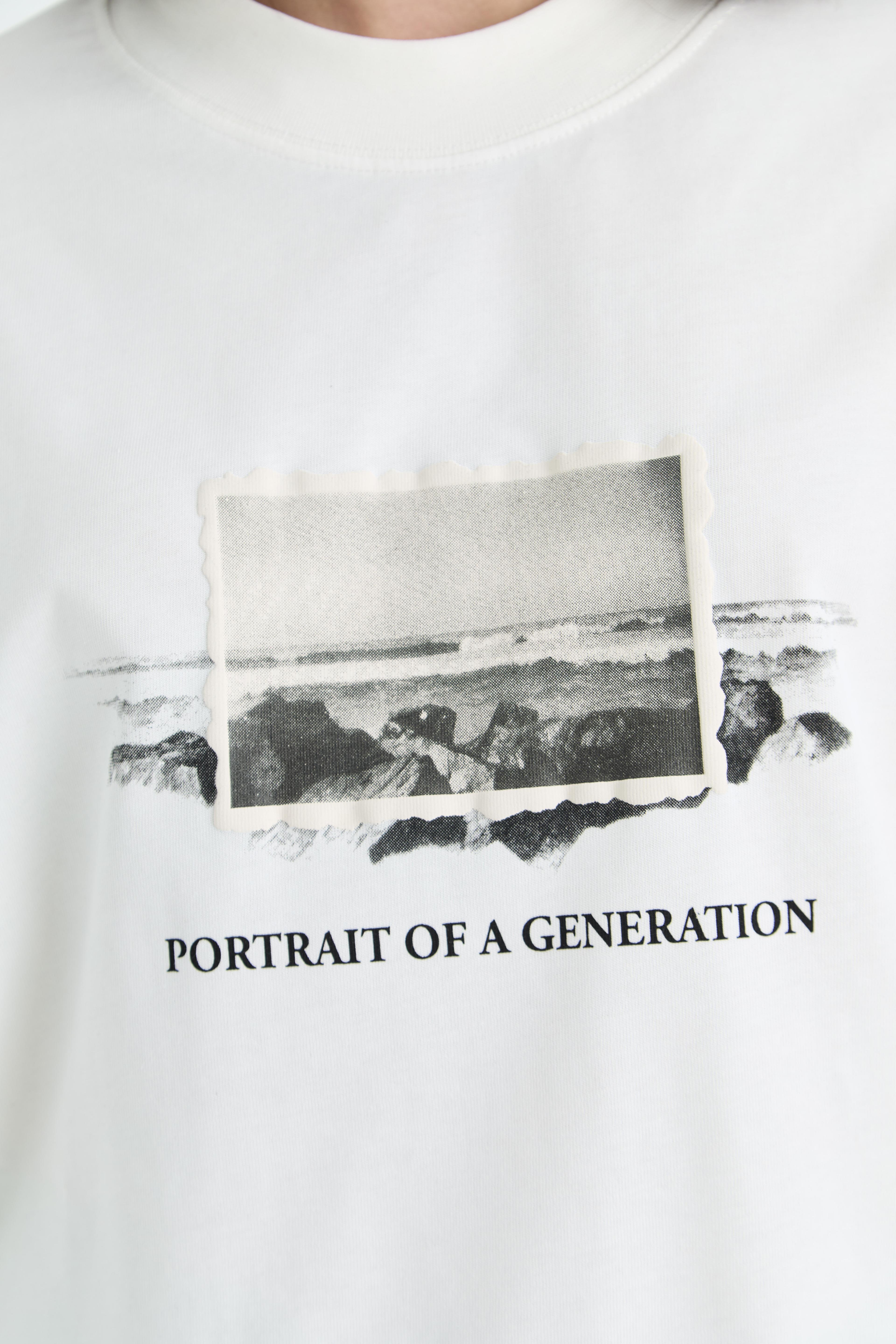 Portrait of Generation Oversize %100 Pamuk T-Shirt - Beyaz