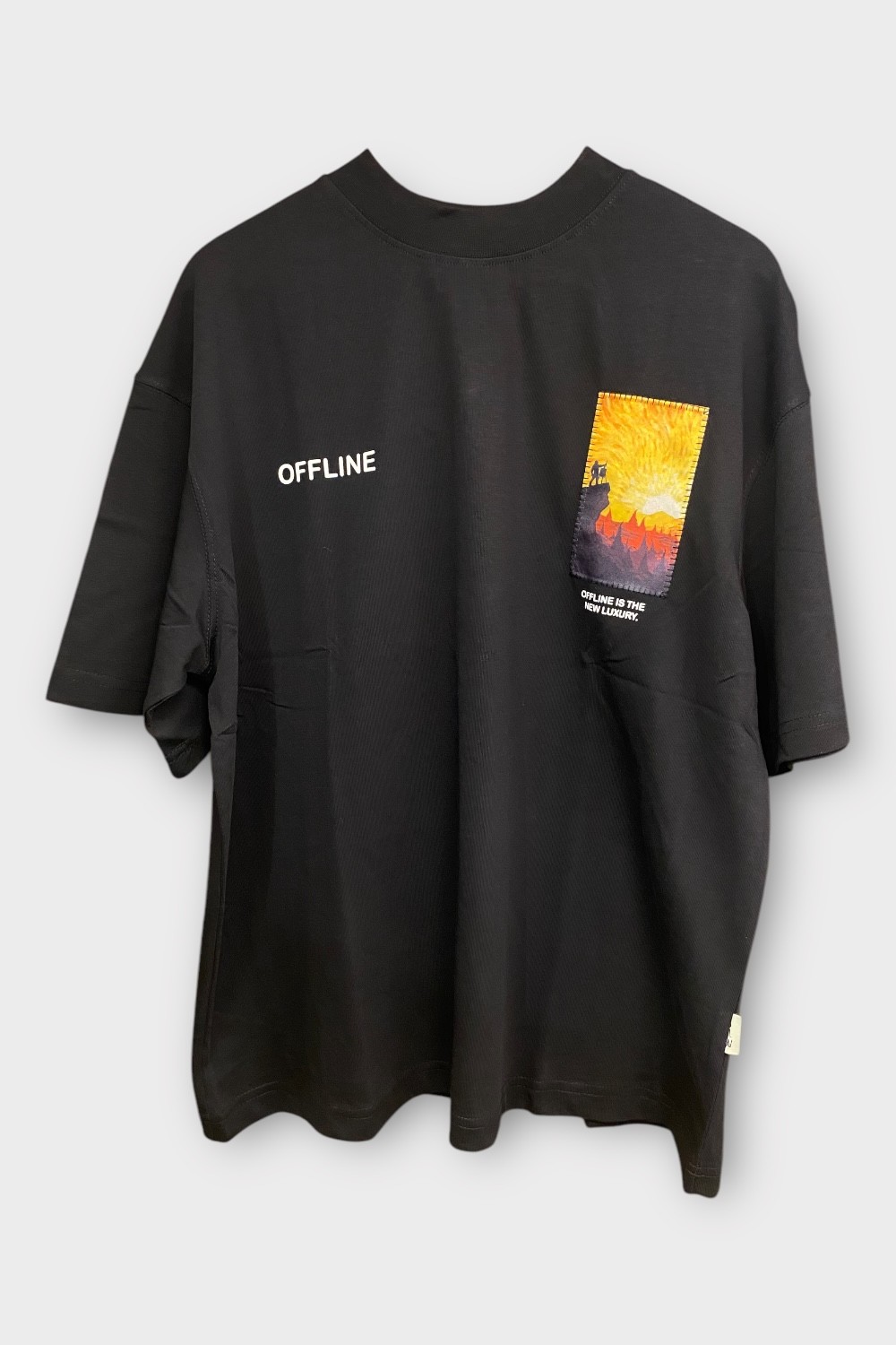 Oversize Manzara Tişört – %100 Pamuk - Siyah