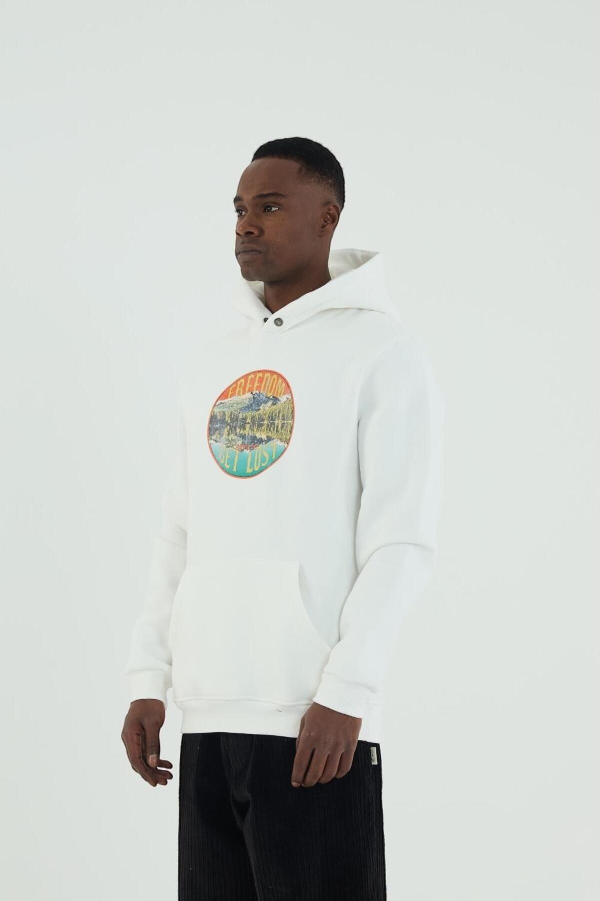 Freedom Baskılı Erkek Beyaz Sweatshirt - SW273